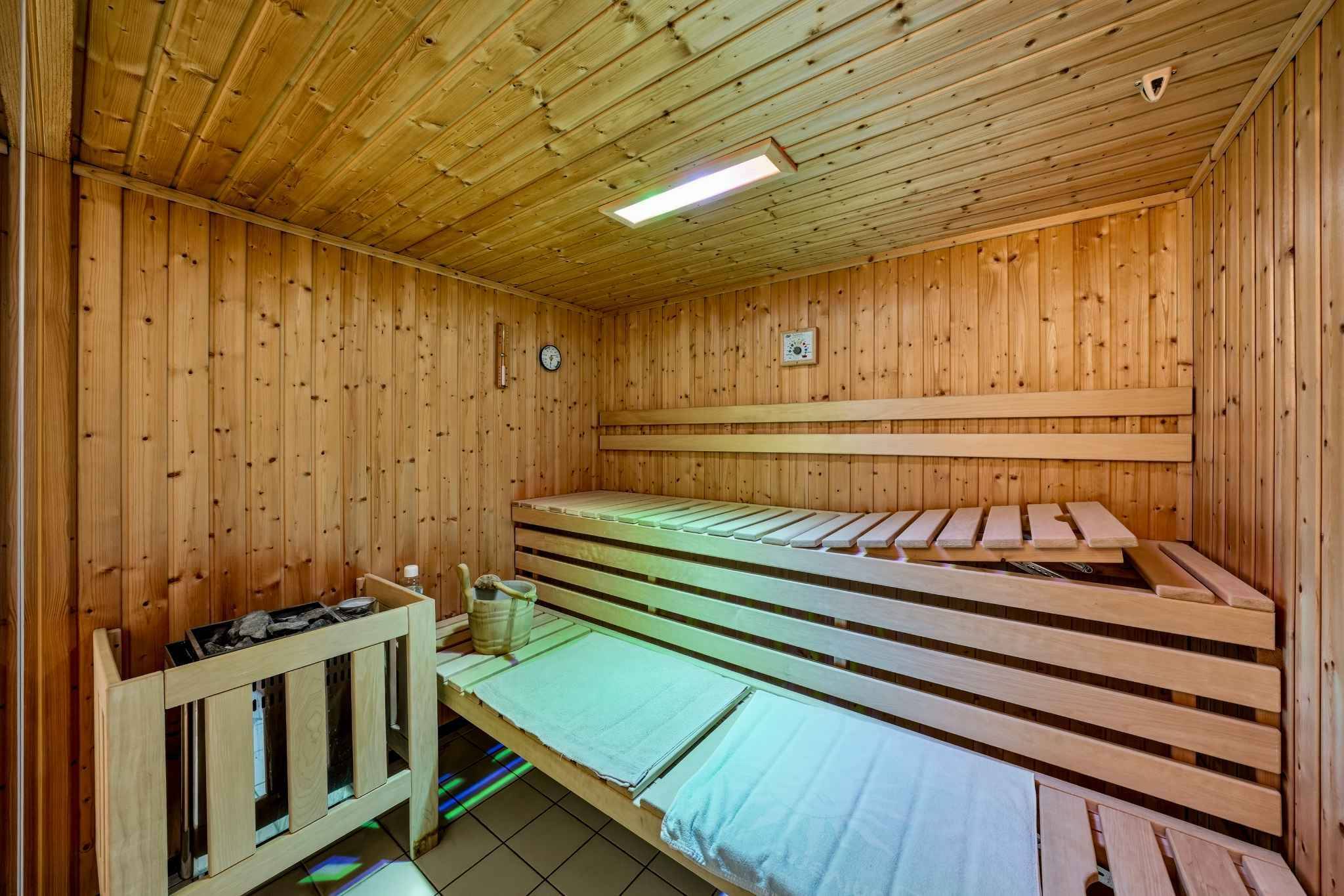 Picture 8