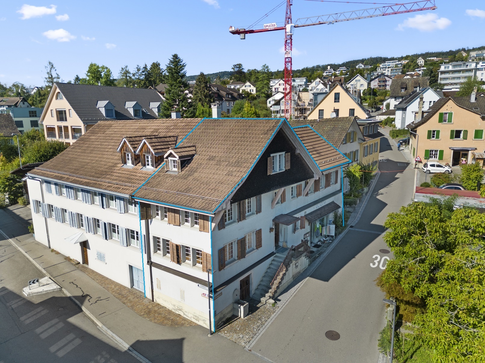 Ansicht Süd- und Ostfassade Ansicht Süd- und Ostfassade