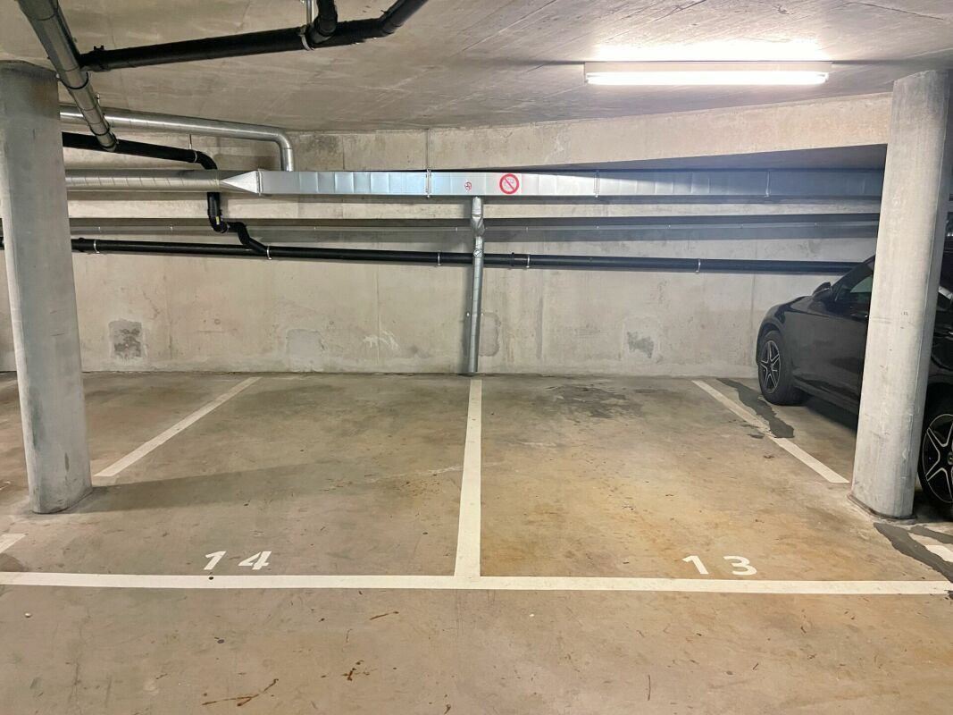 2 places de parc 2 places de parc