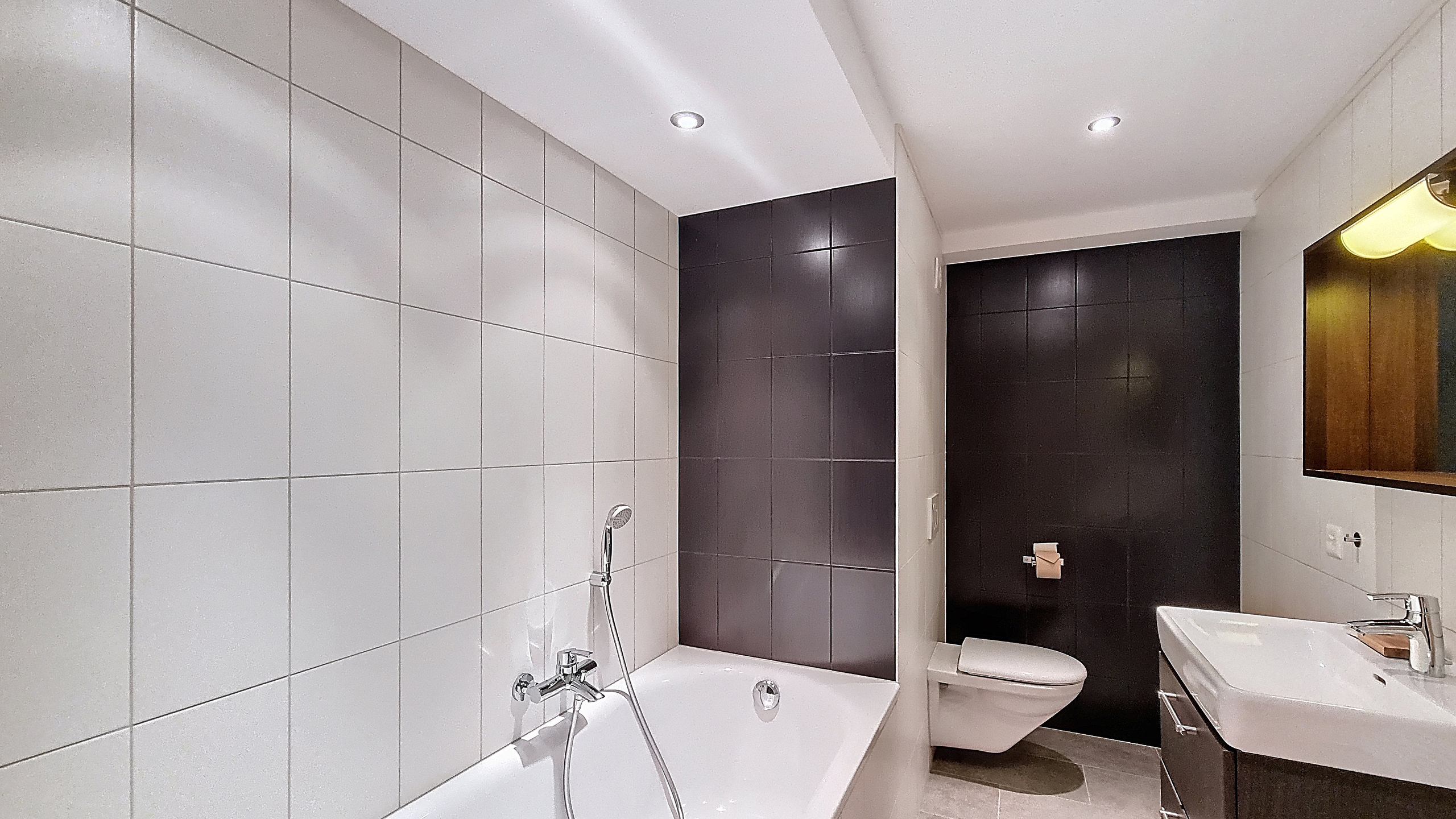 Interior view 4