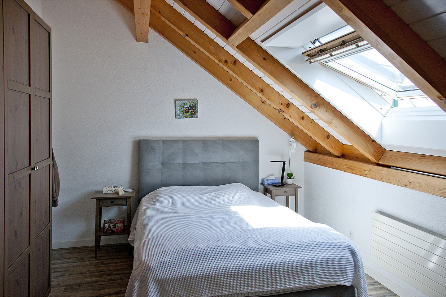 Zimmer 2 Dachgeschoss Zimmer 2 Dachgeschoss