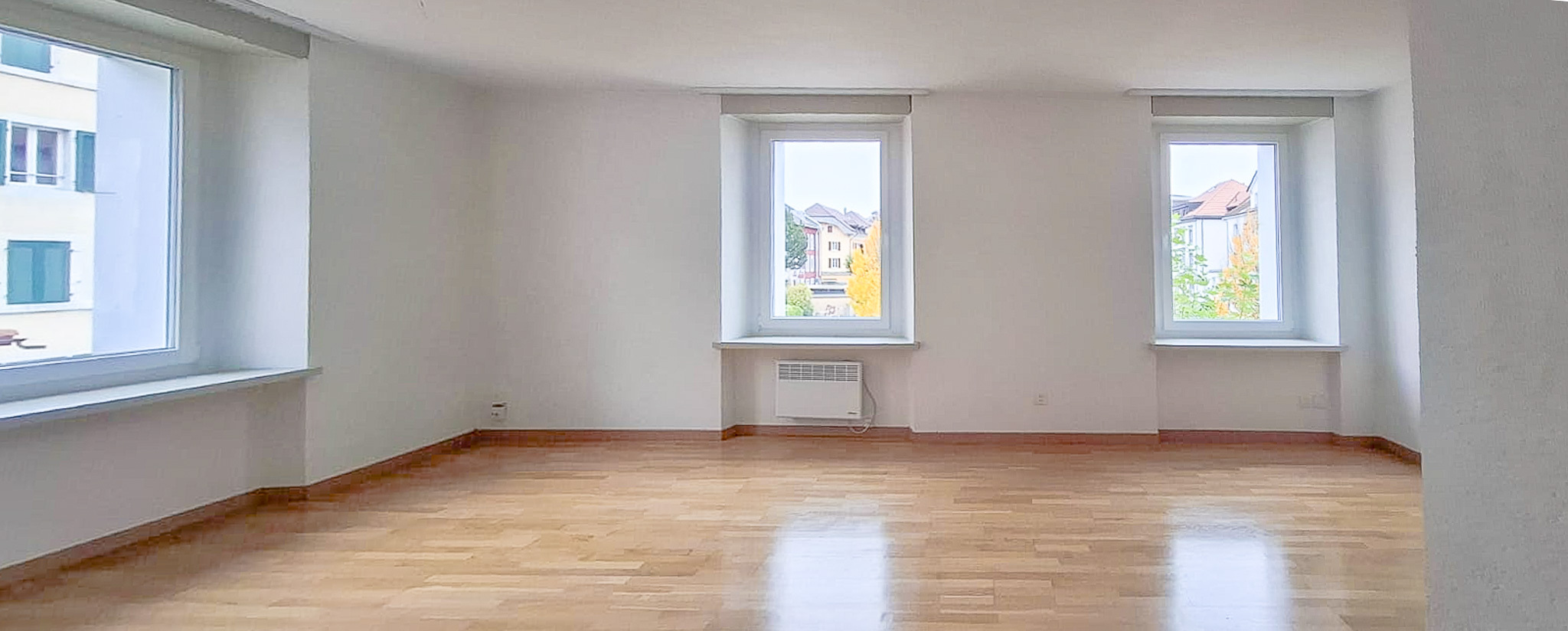 Pièce à vivre lumineuse 