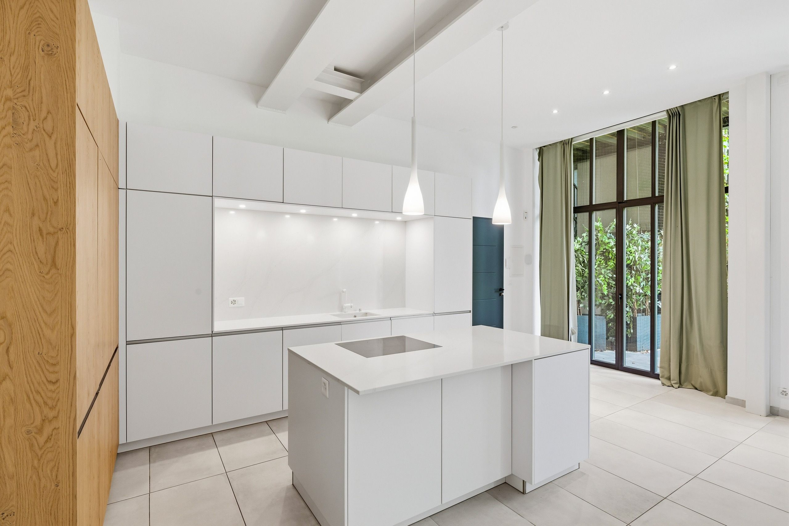 Interior view 2