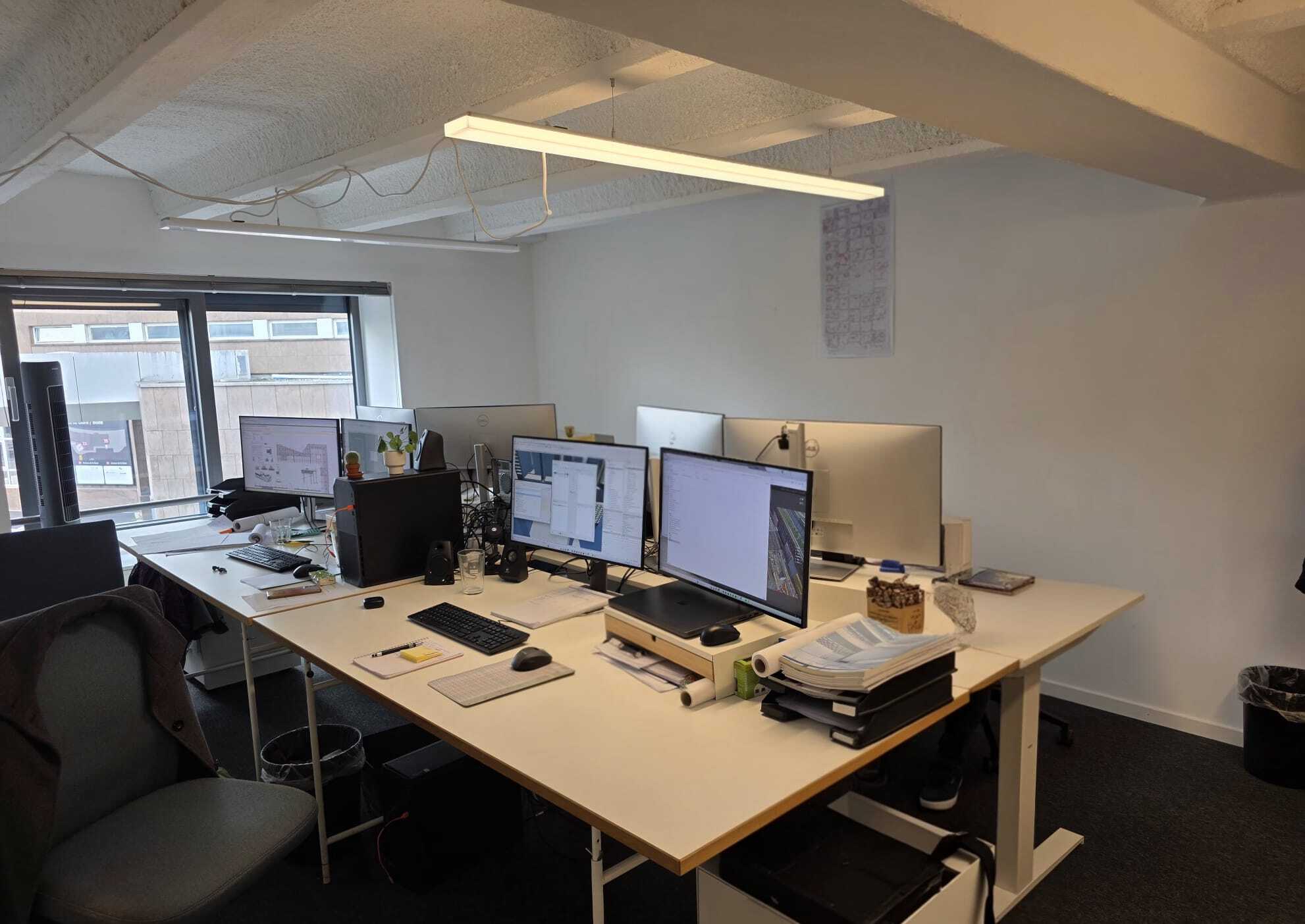 Bureau Bureau