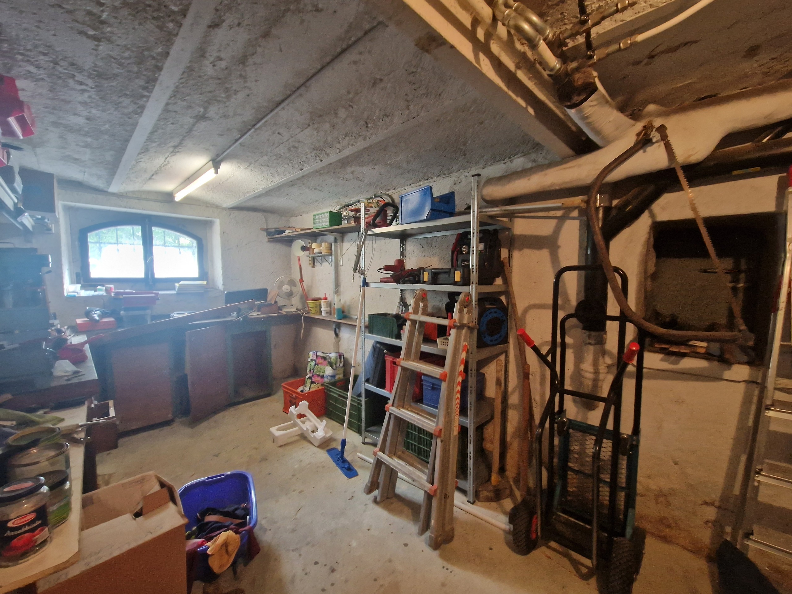 rez-inférieur (sous-sol) - atelier rez-inférieur (sous-sol) - atelier