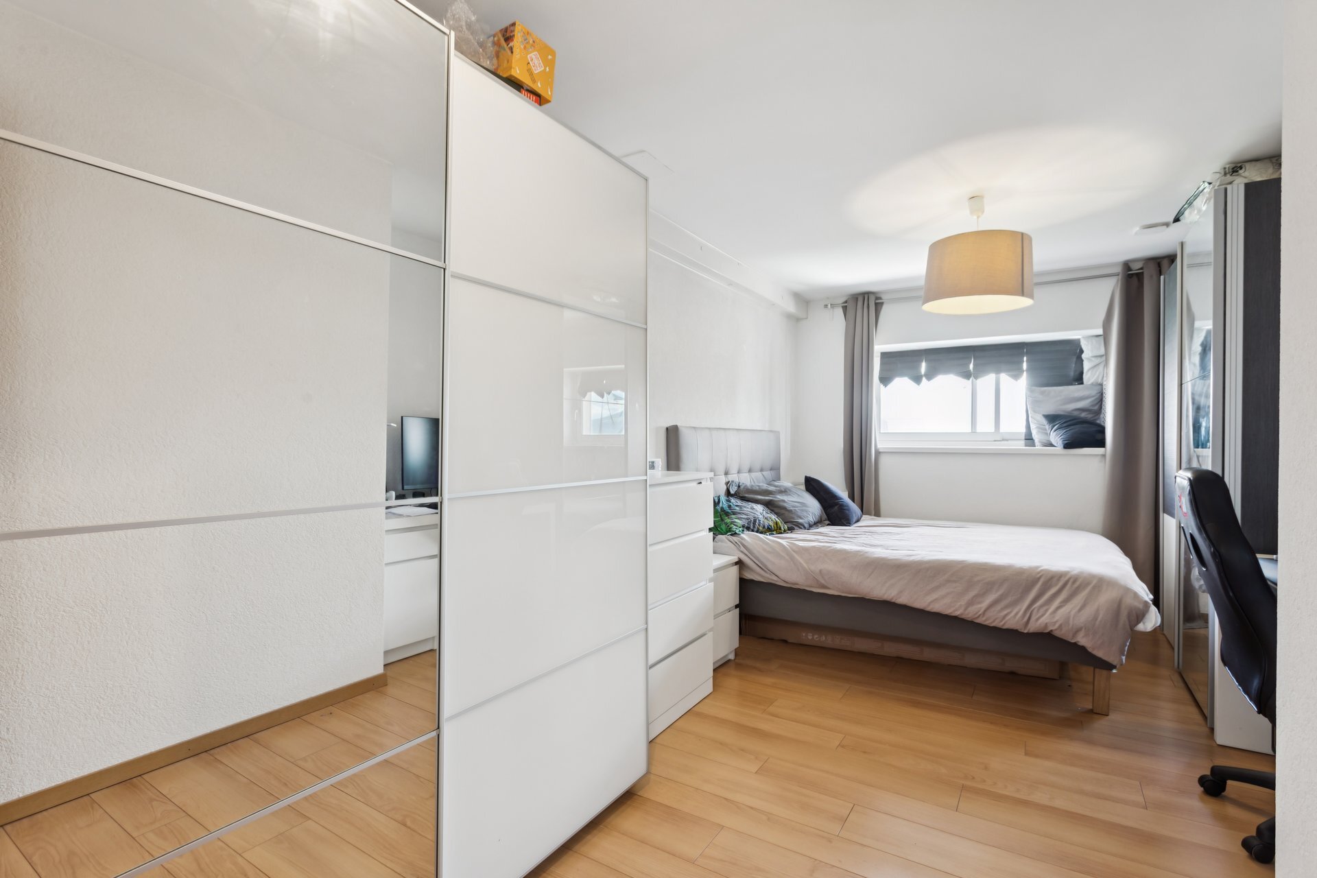 Chambre à coucher appartement 3b