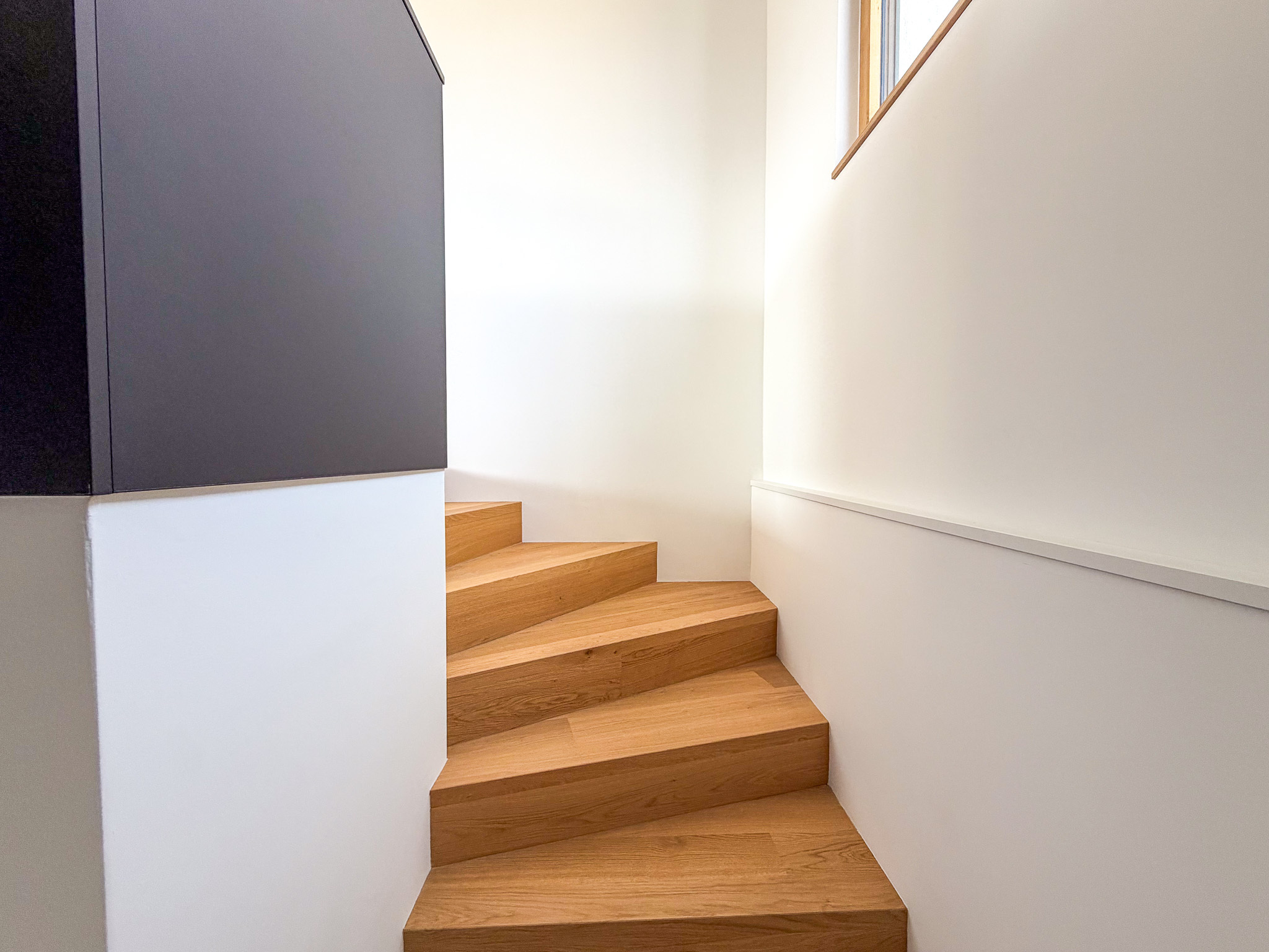 Escaliers en chêne massif