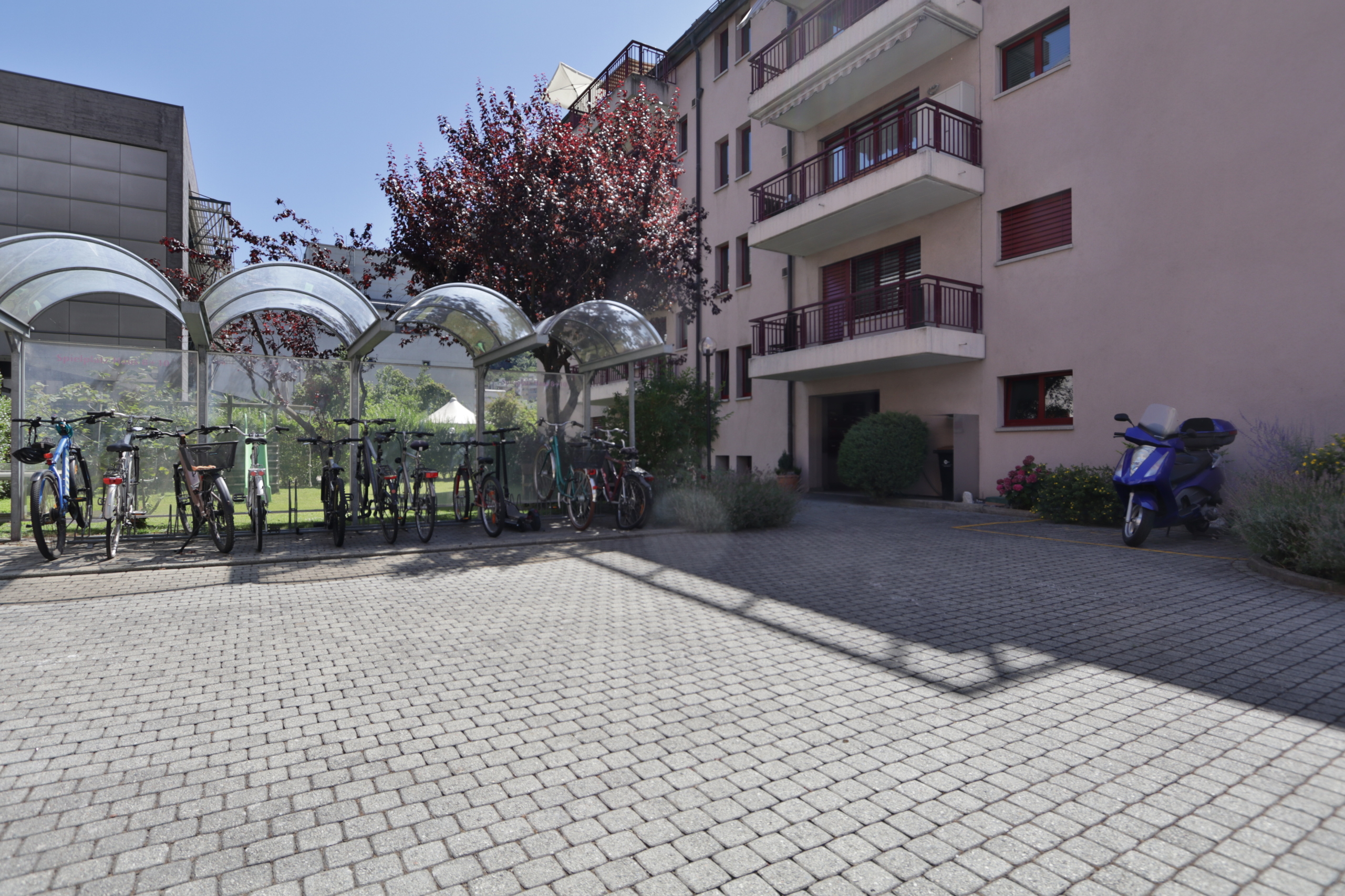 Exterior view 12