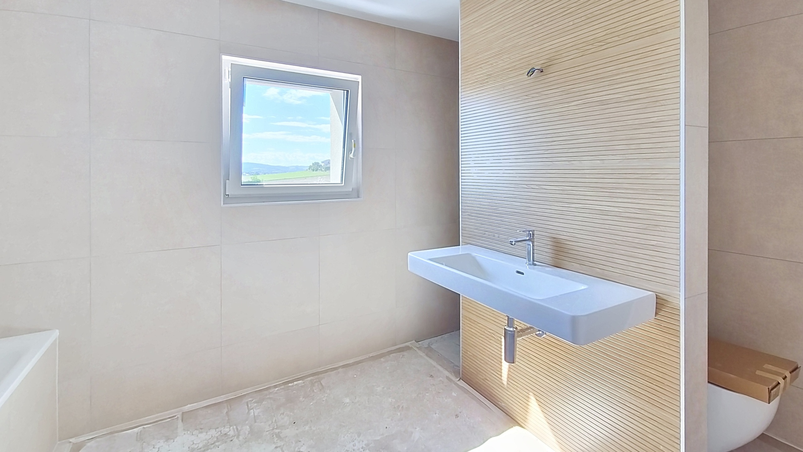 Interior view 4
