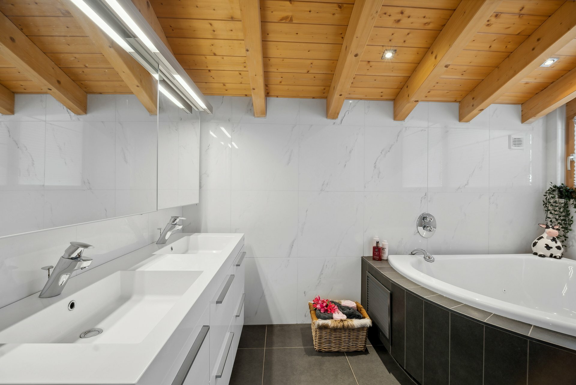 Salle de bains 1er étage