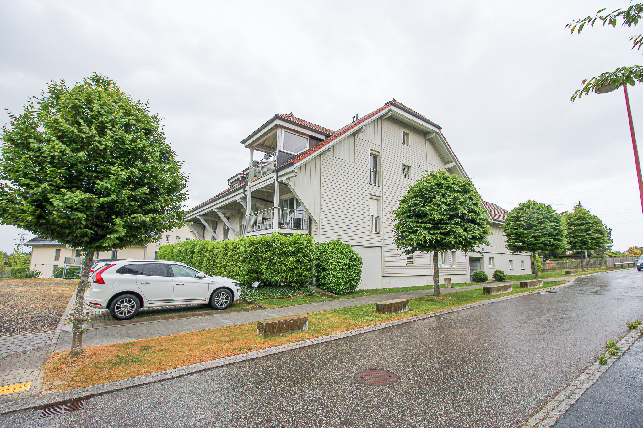 Vue sur le bâtiment