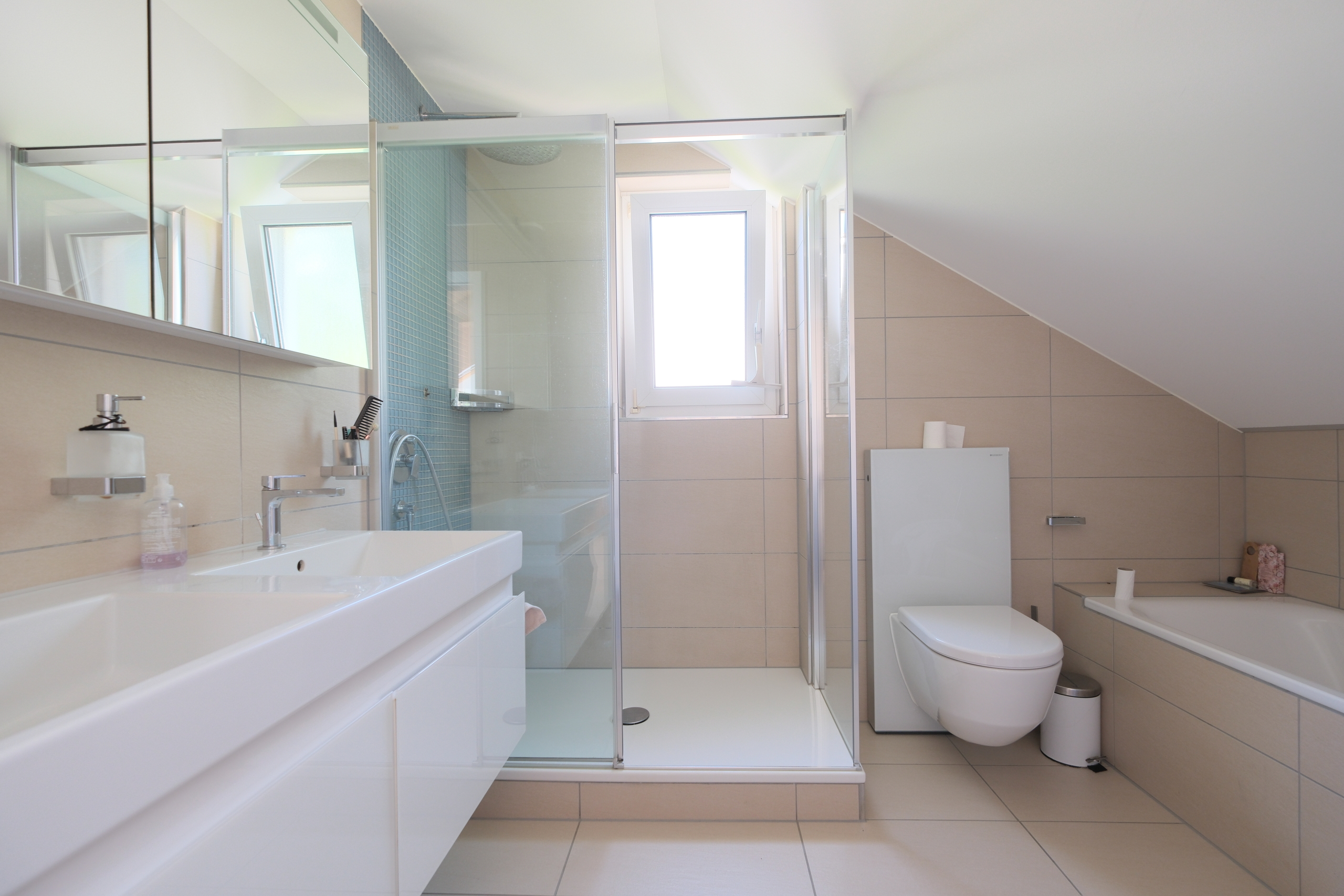 Nasszelle Obergeschoss Nasszelle Obergeschoss