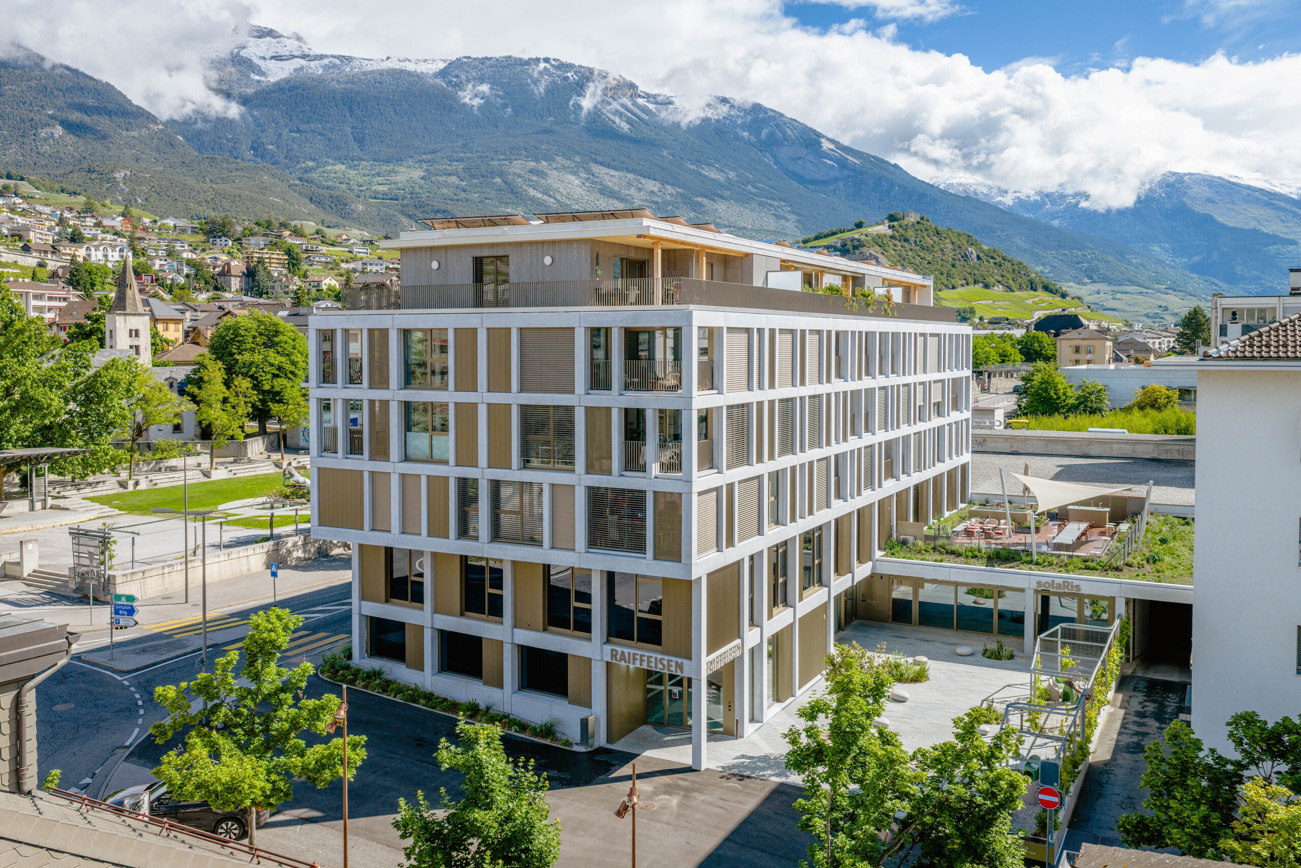 Exterior view 5