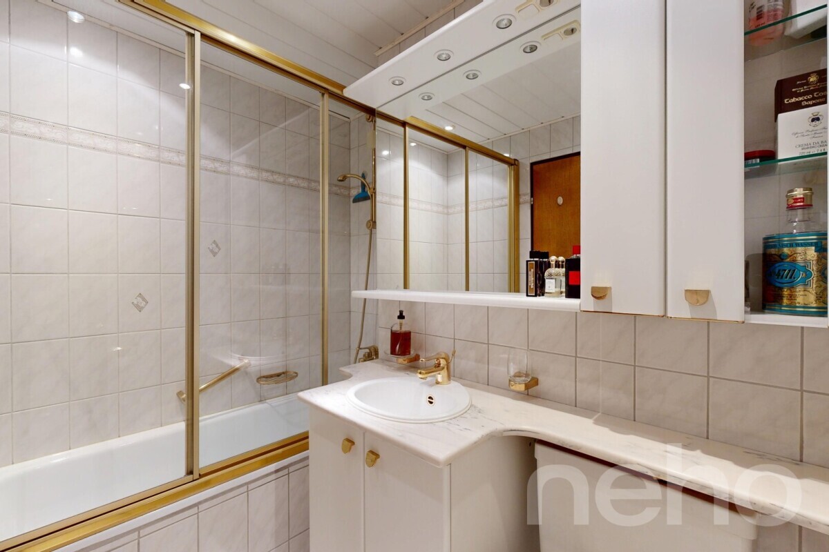 Picture 7