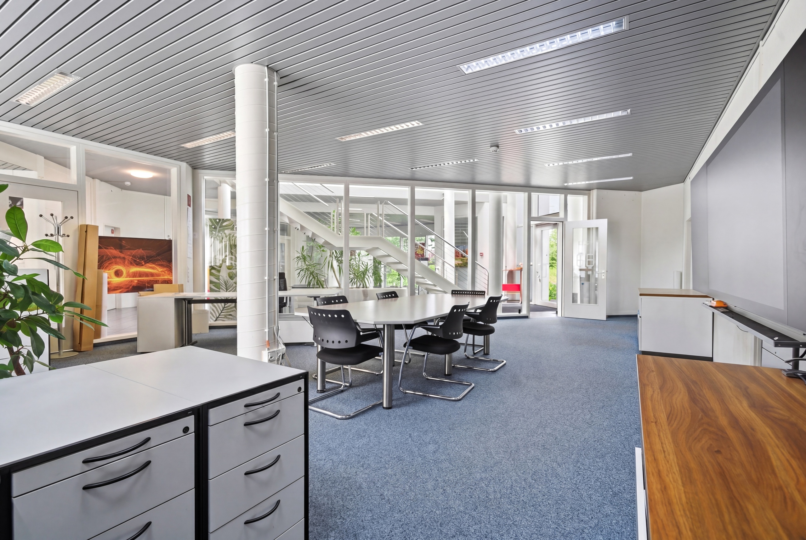 Interior view 8