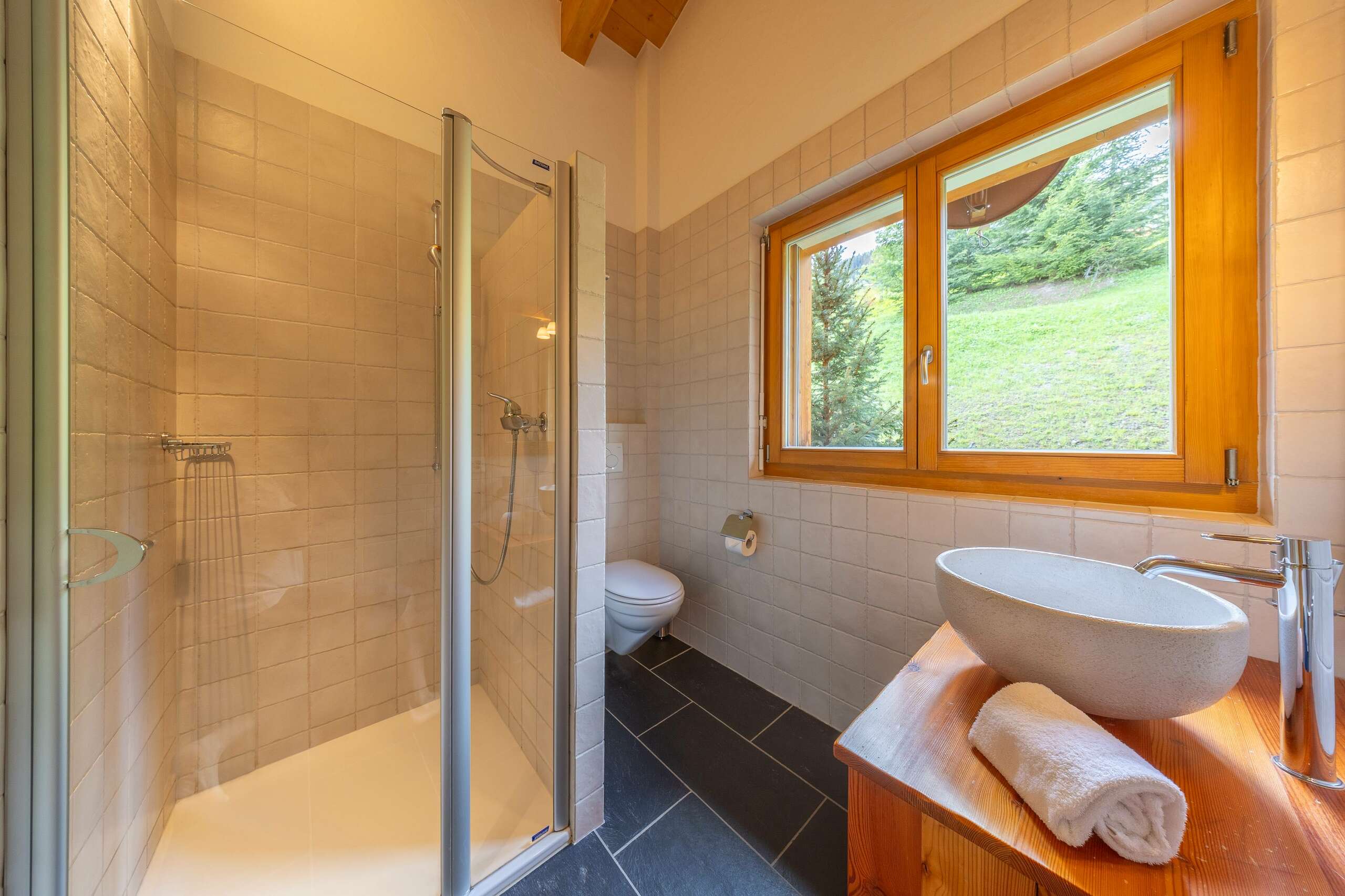 Shower room upper floor Shower room upper floor