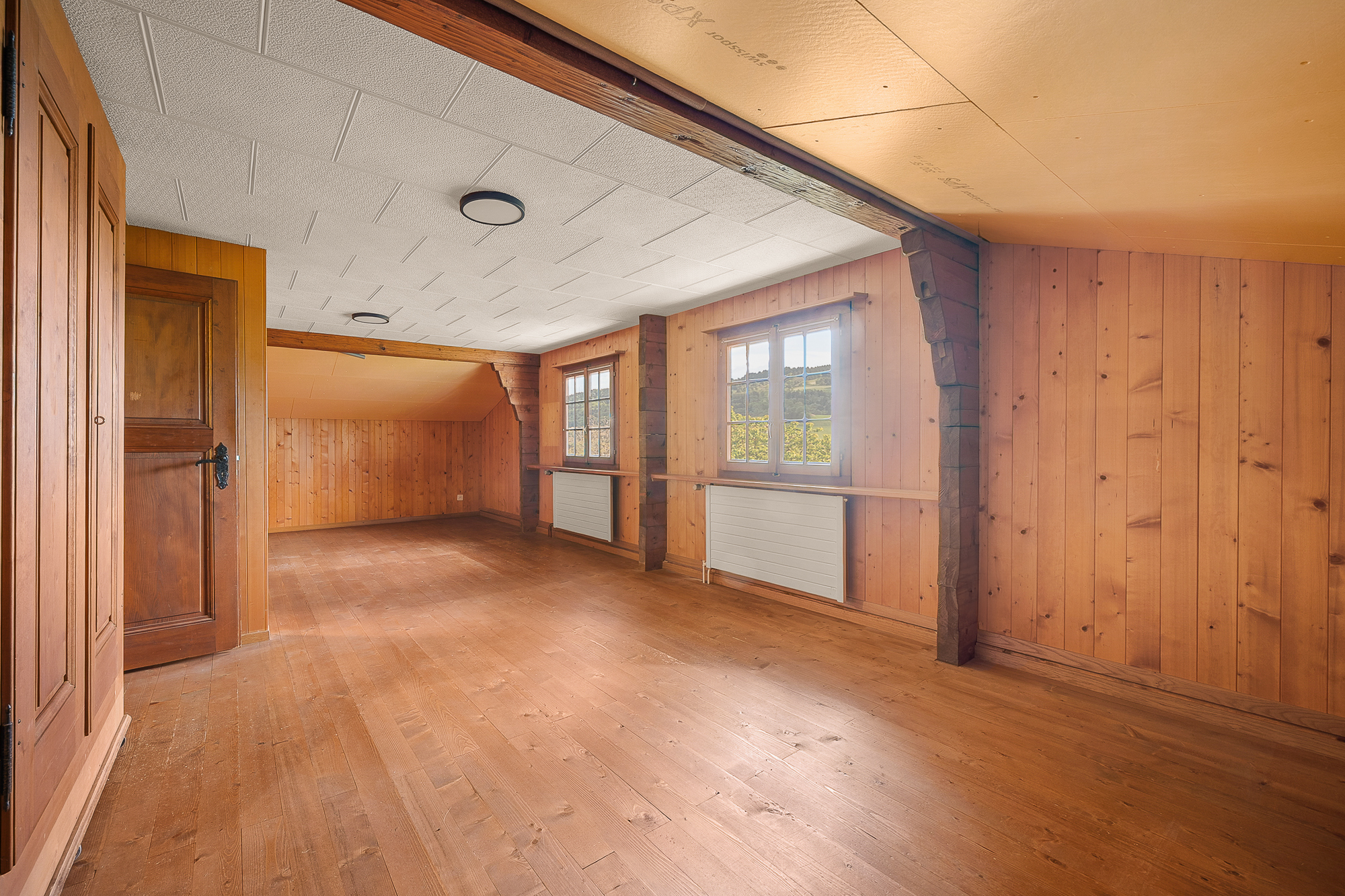 Grande chambre 2ème à diviser en 2 Grande chambre 2ème à diviser en 2