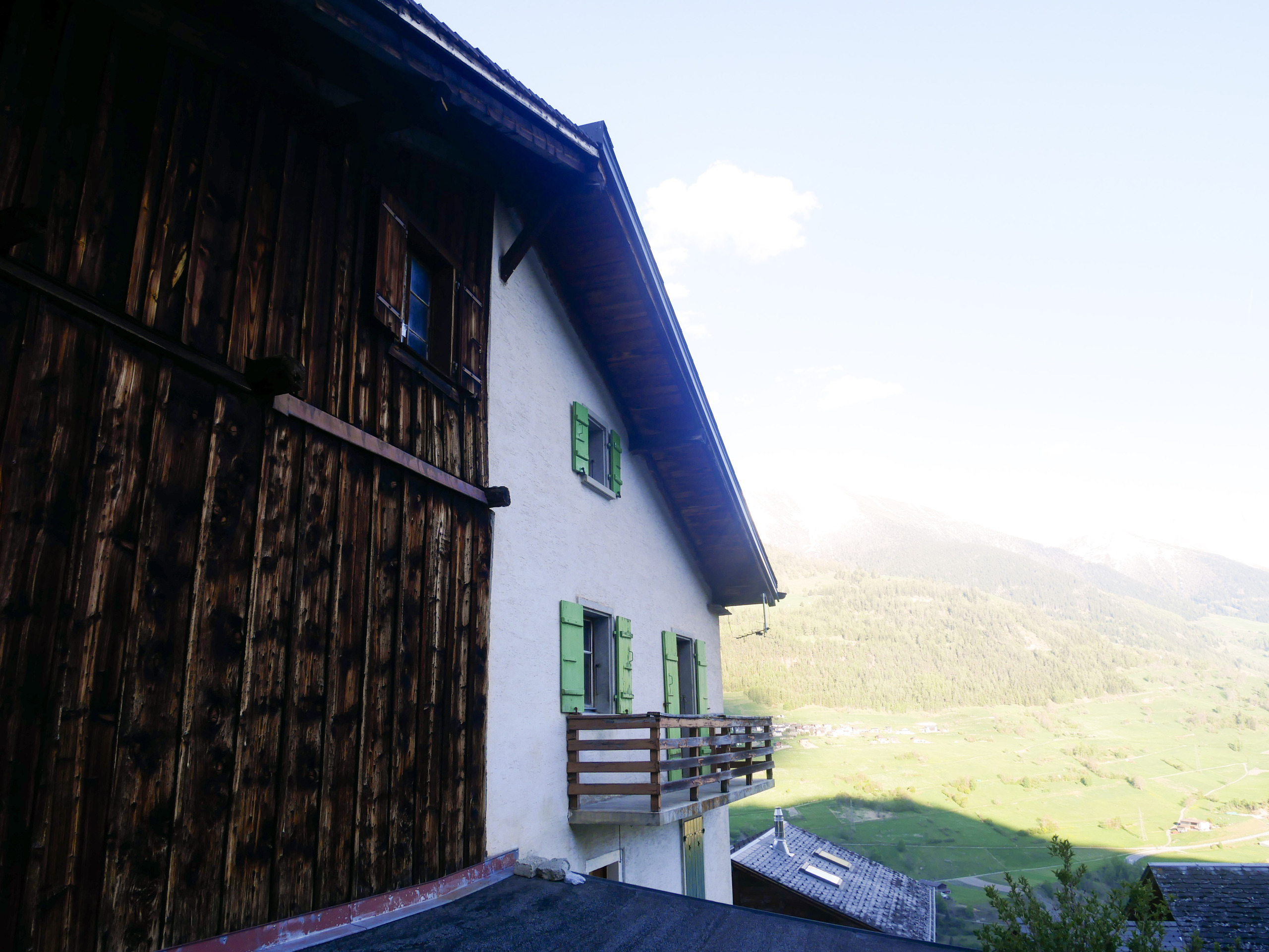 Exterior view 4