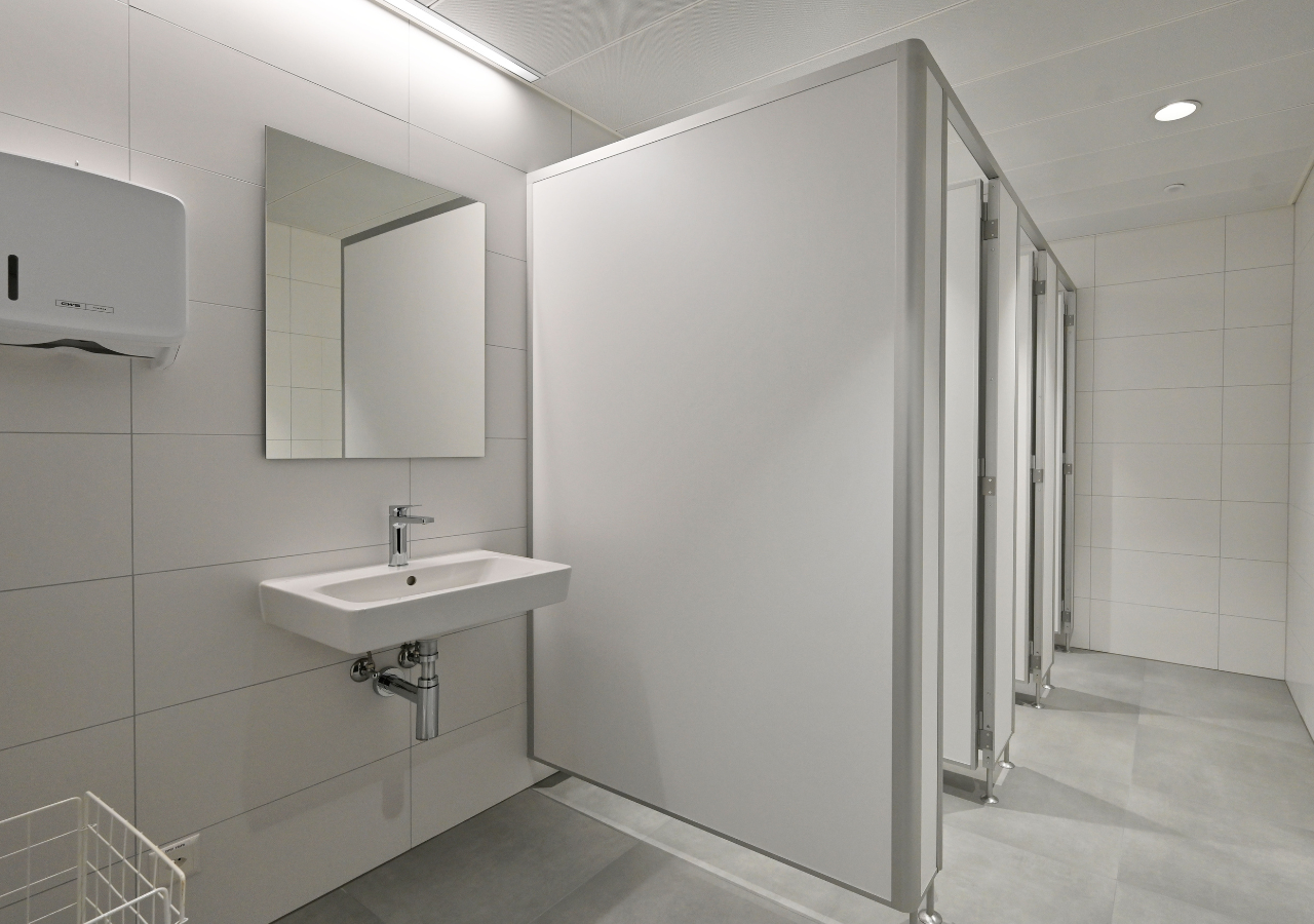 Ateliers modulables, zone industrielle CAPP, Châtel-St-Denis Bâtiment industriel neuf, composé d'ateliers modulables pour la location. Le bâtiment comprend également un appartement.