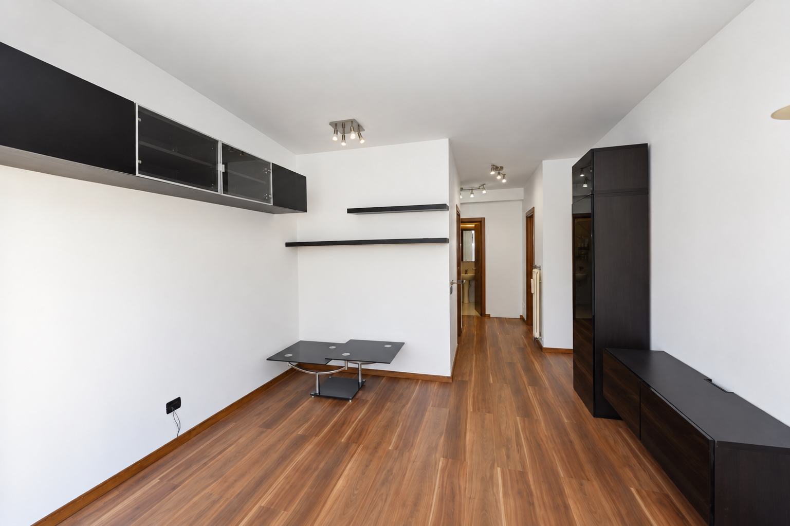 Interior view 3