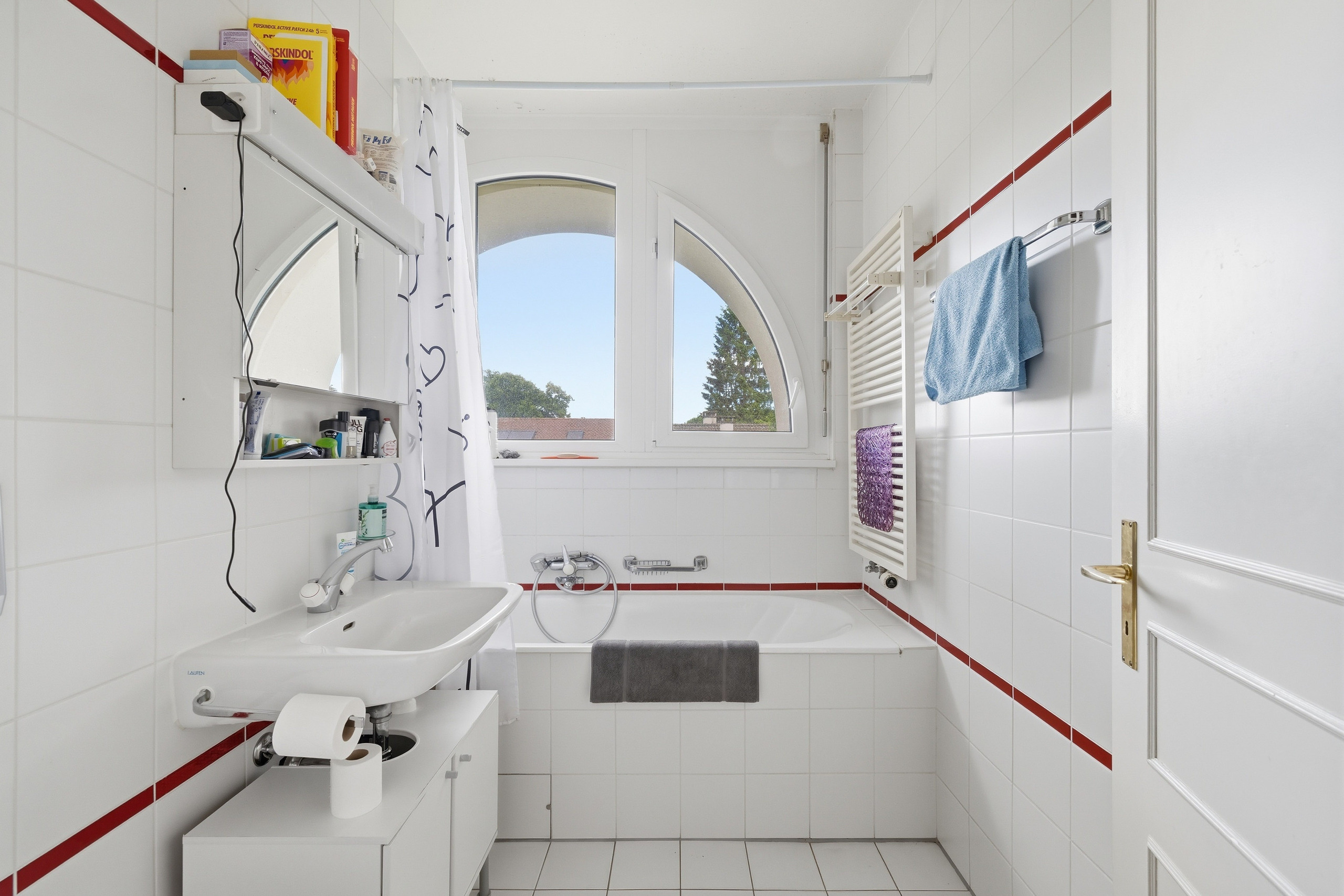 Interior view 9