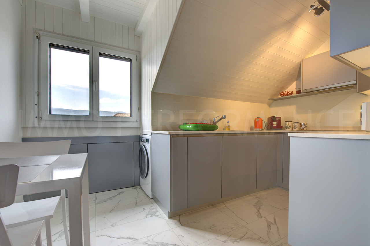 Cuisine neuve équipée vue 2