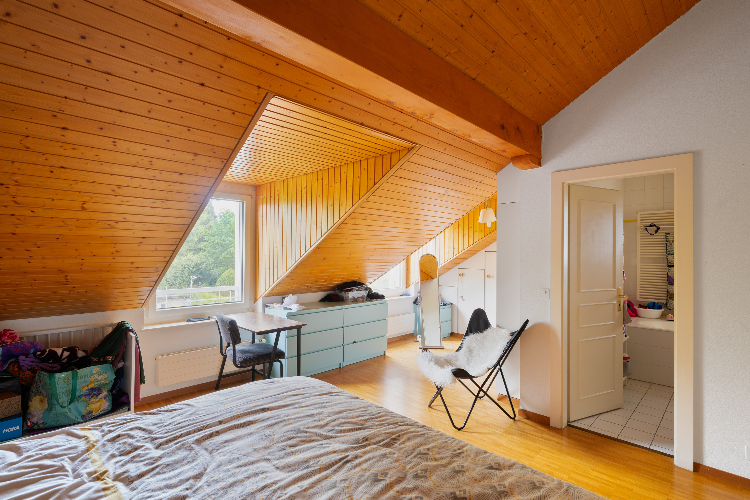 Interior view 6