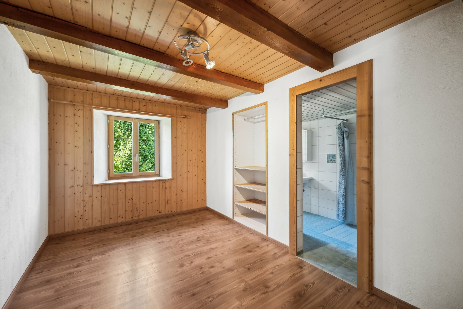 Chambre rez-de-chaussée ¦ appartement 9.5 pièces 