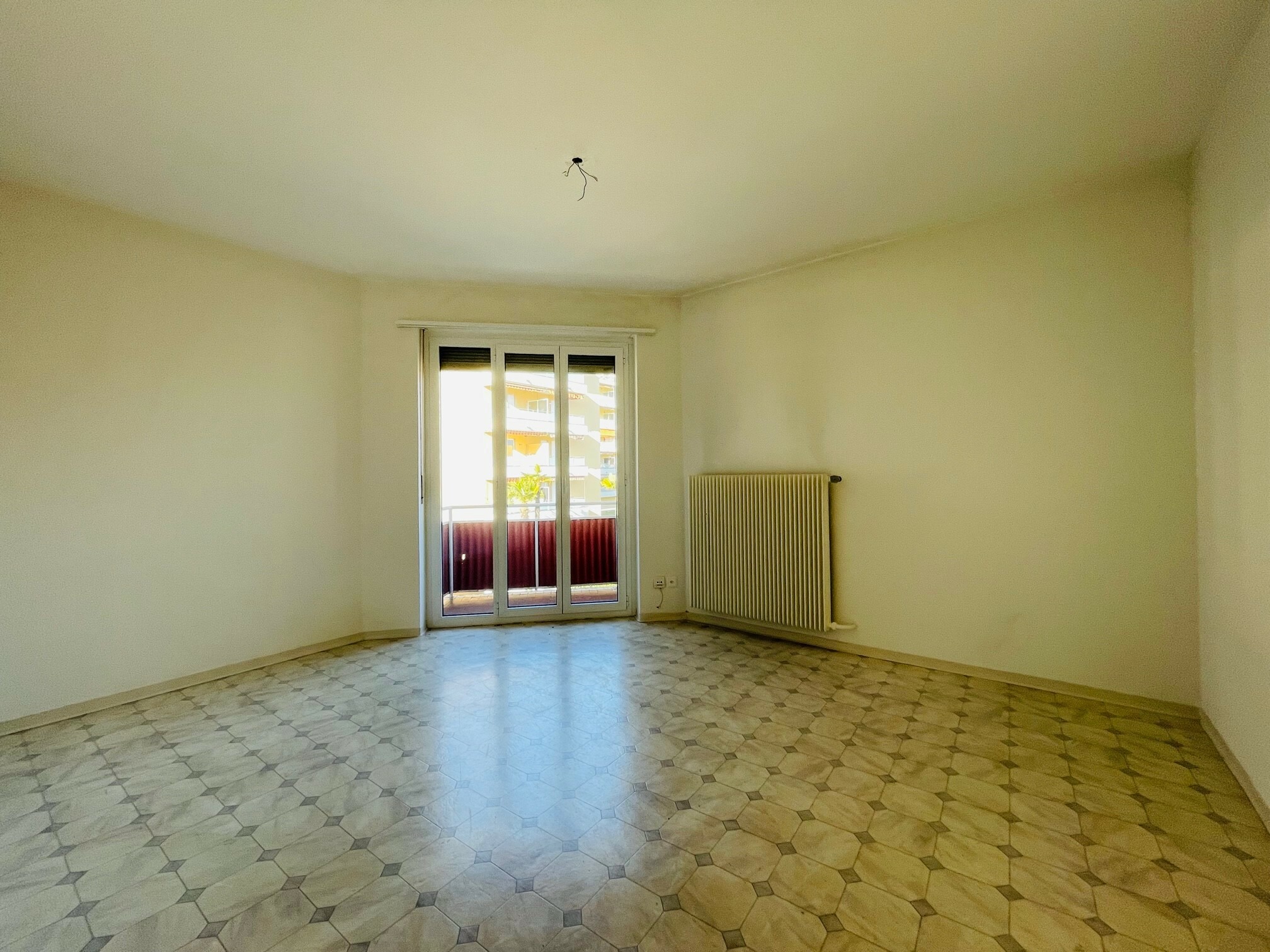 3.OG 3-Zimmer Wohnung Via Gottardo 54 Zimmer 2 3.OG 3-Zimmer Wohnung Via Gottardo 54 Zimmer 2