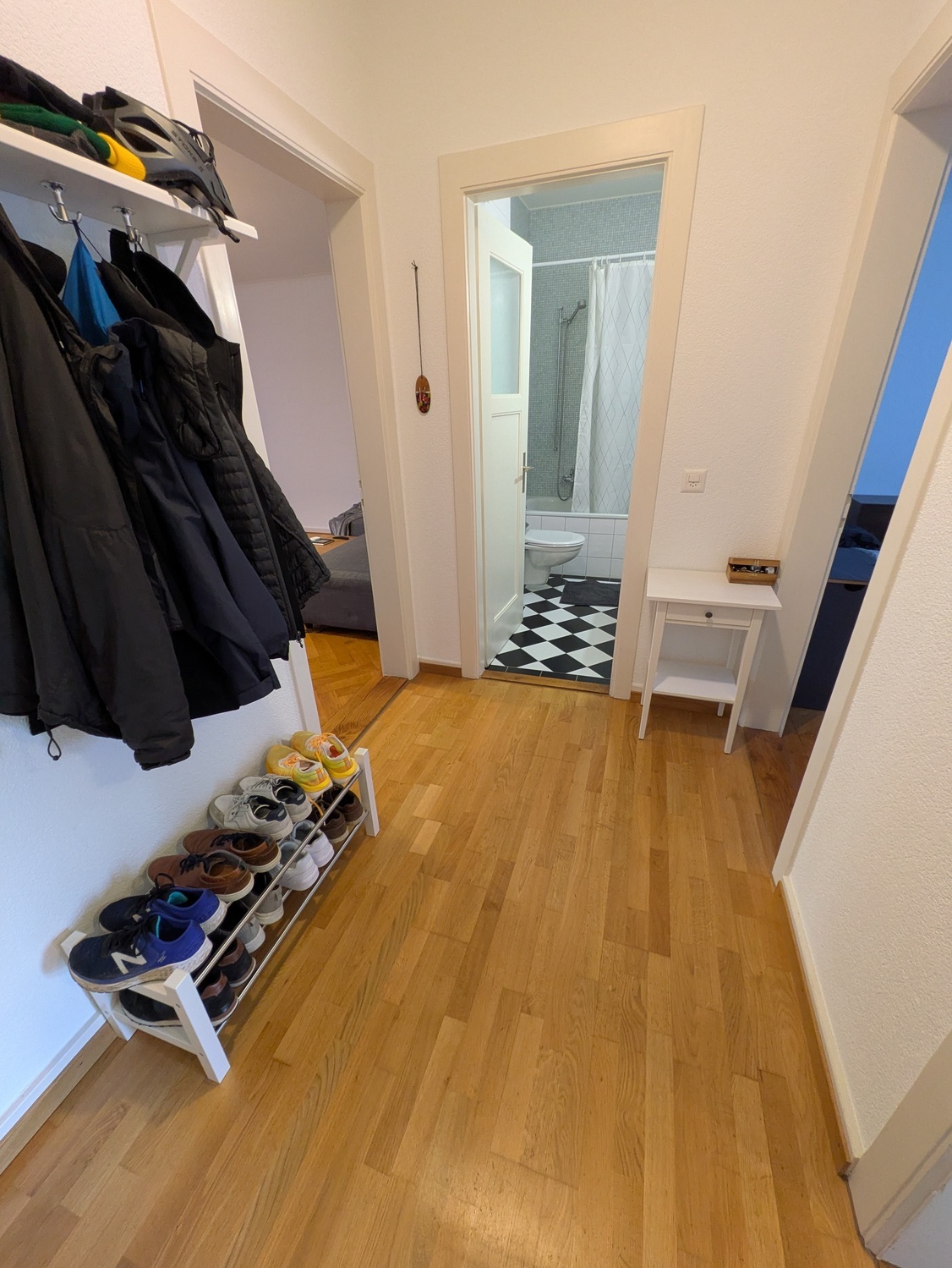 Photo 4
