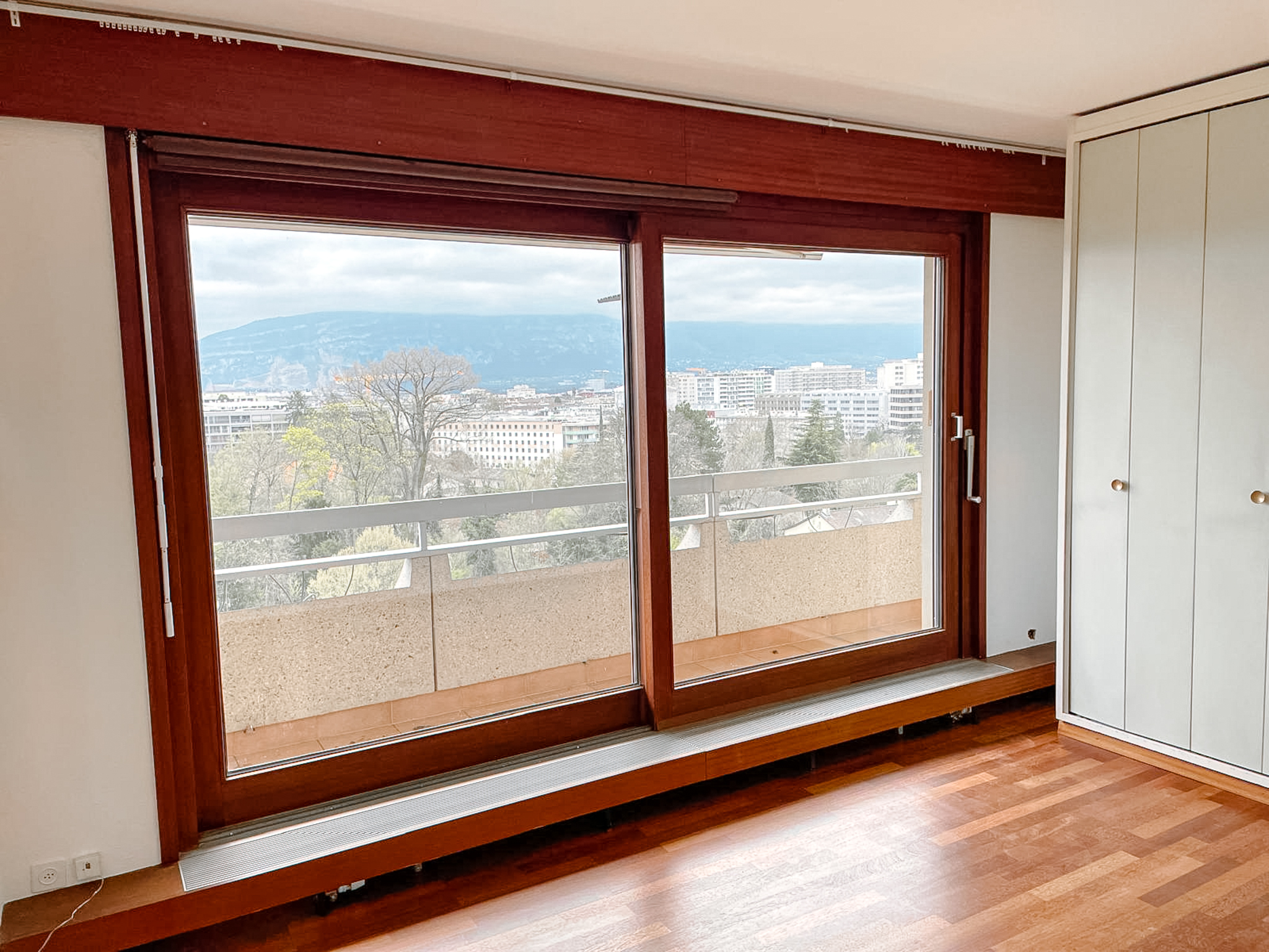 Interior view 3