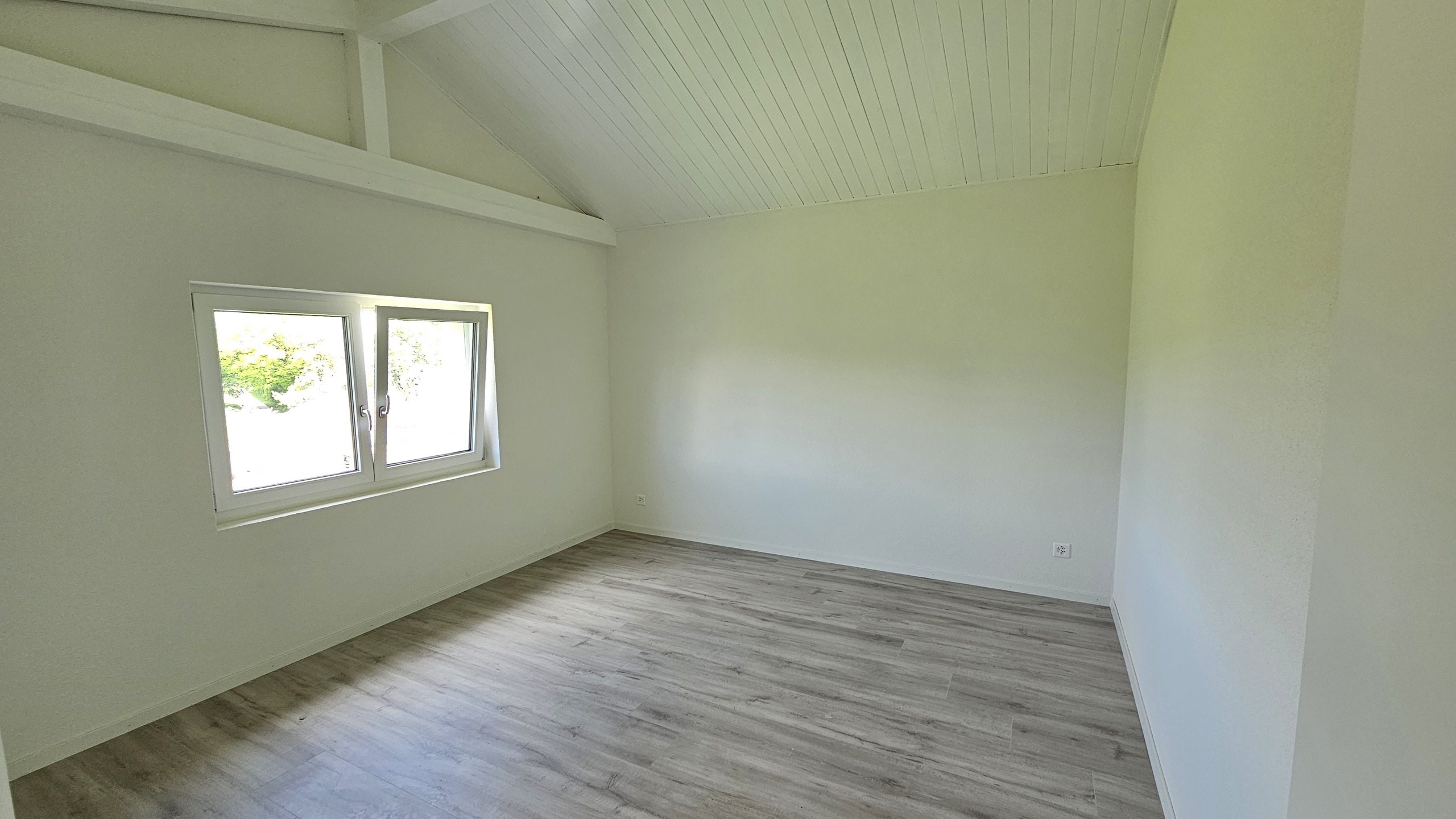 3.5 pièces 2ème étage (immeuble rénové)