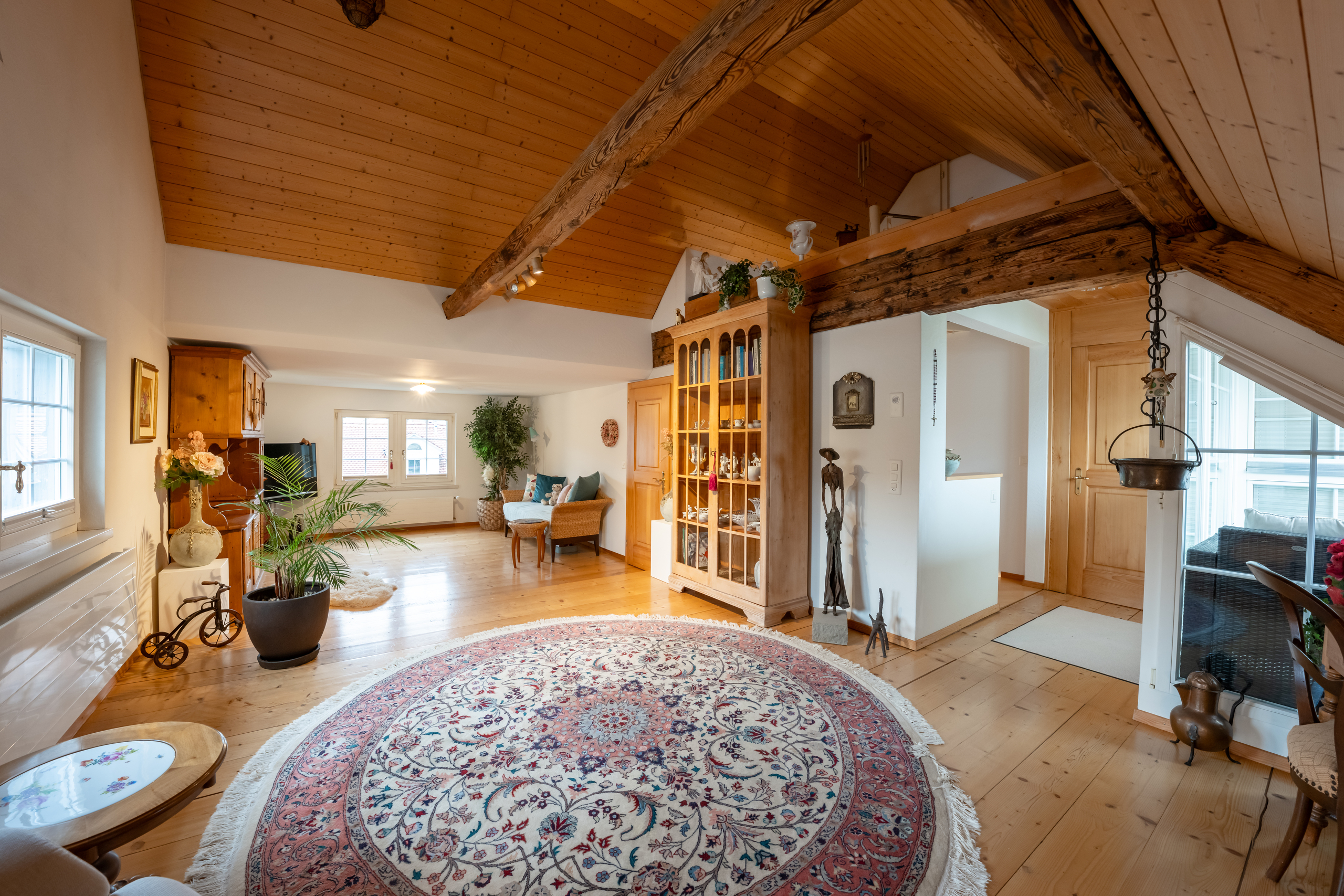 Interior view 2