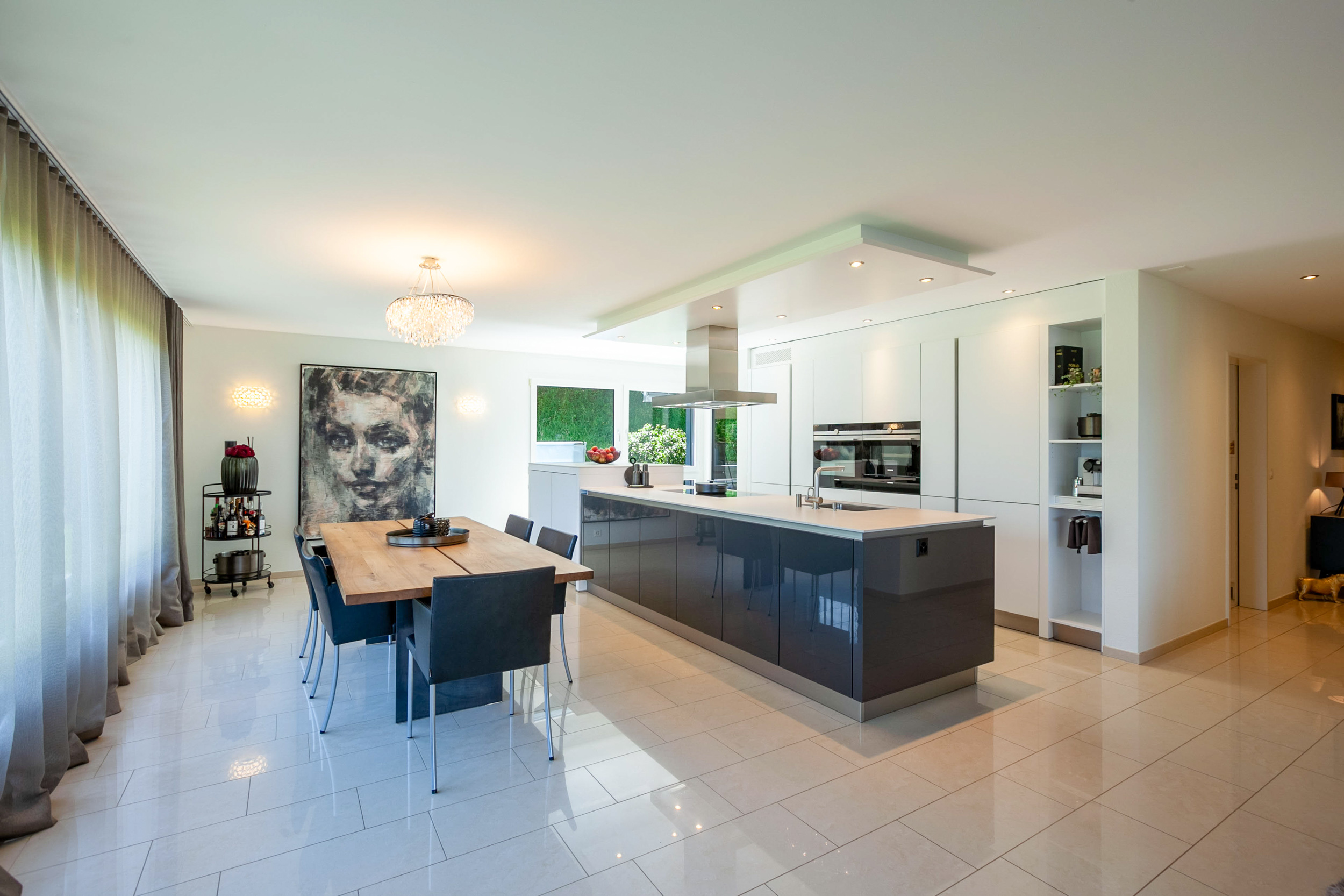 moderner, edler Koch- Essbereich moderner, edler Koch- Essbereich