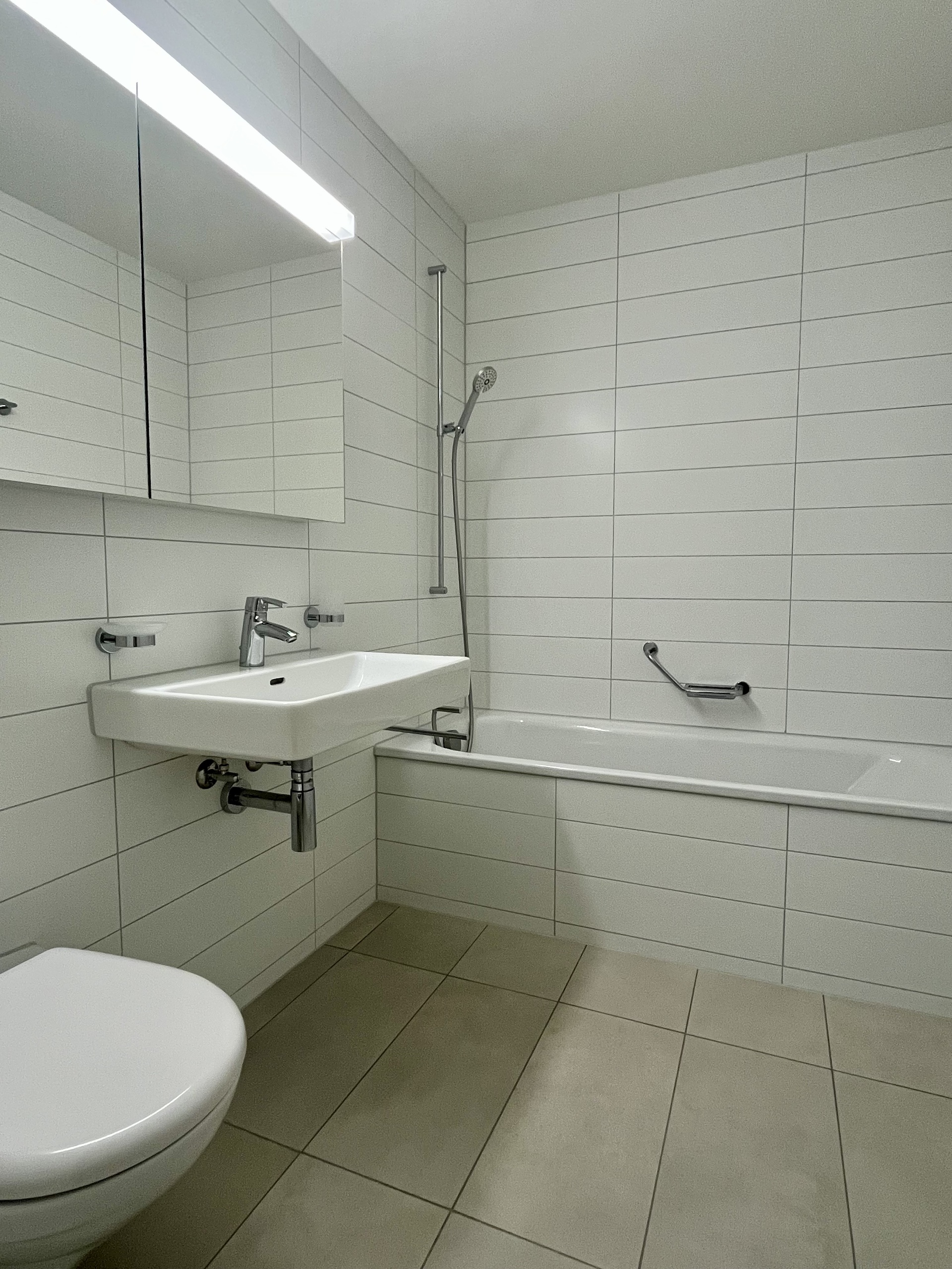 Badezimmer mit Badewanne