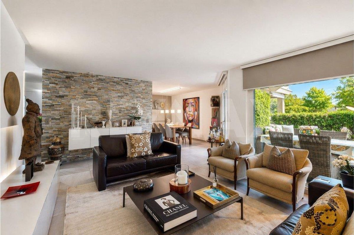 Picture 1