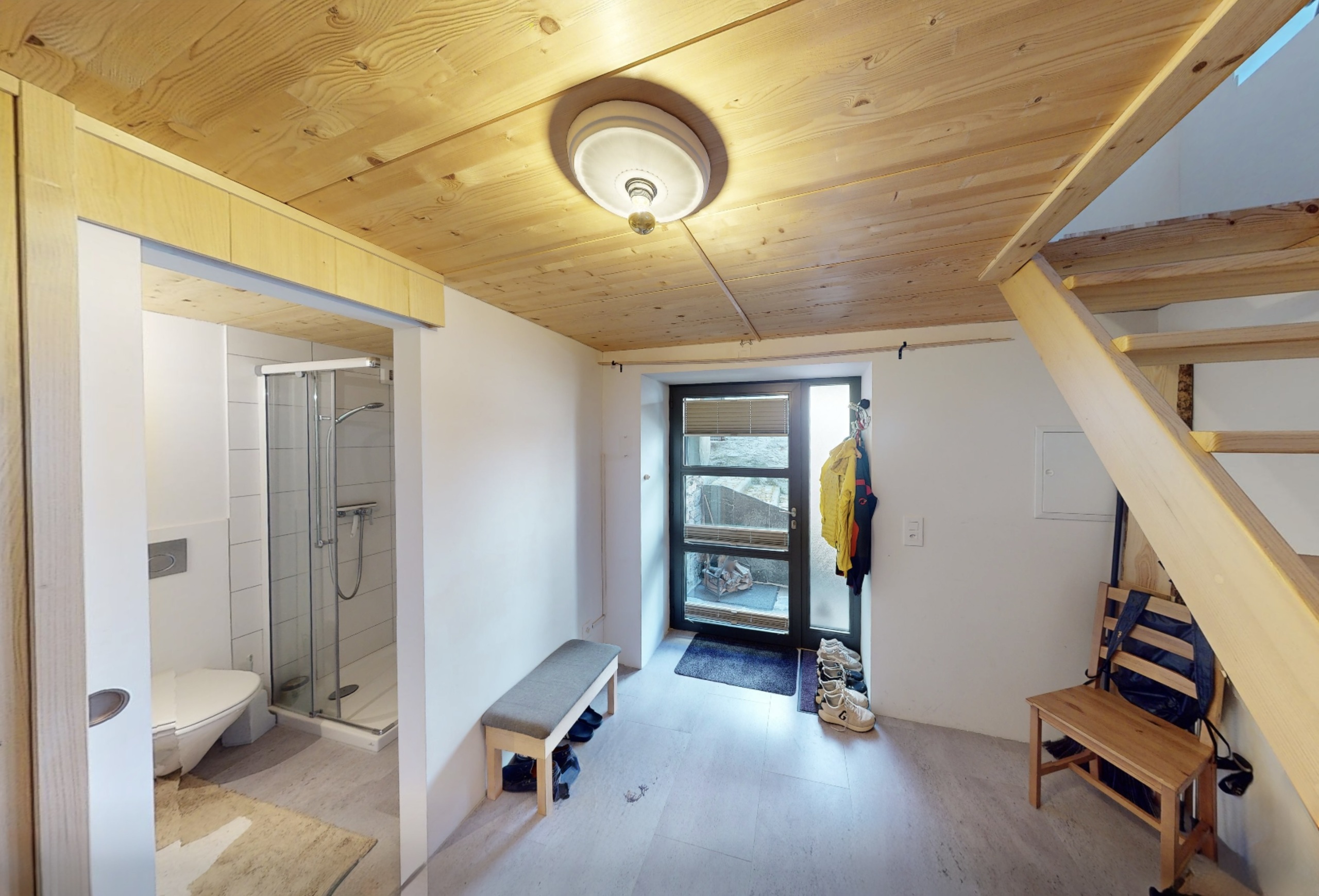 Interior view 8