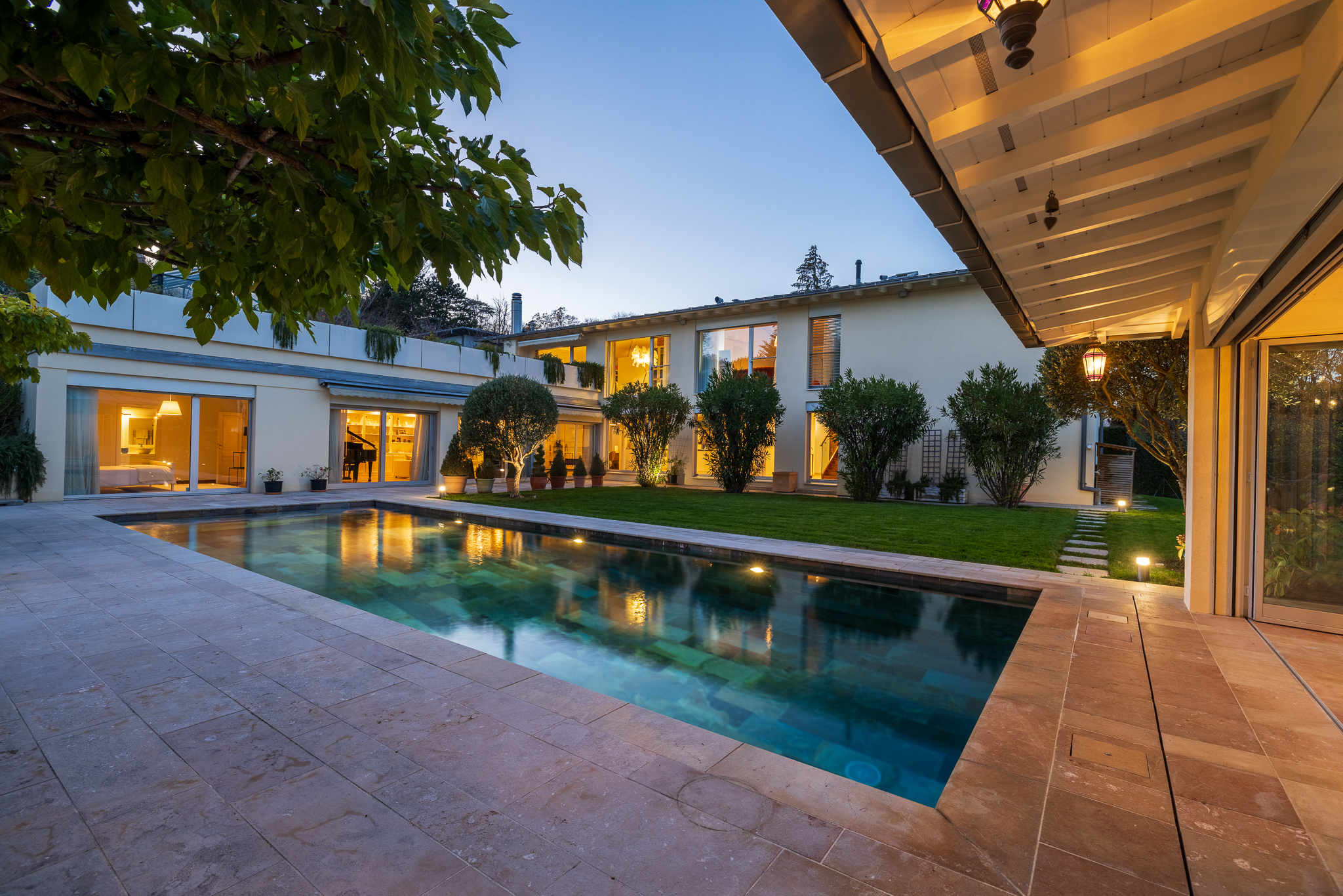 Garten und Pool