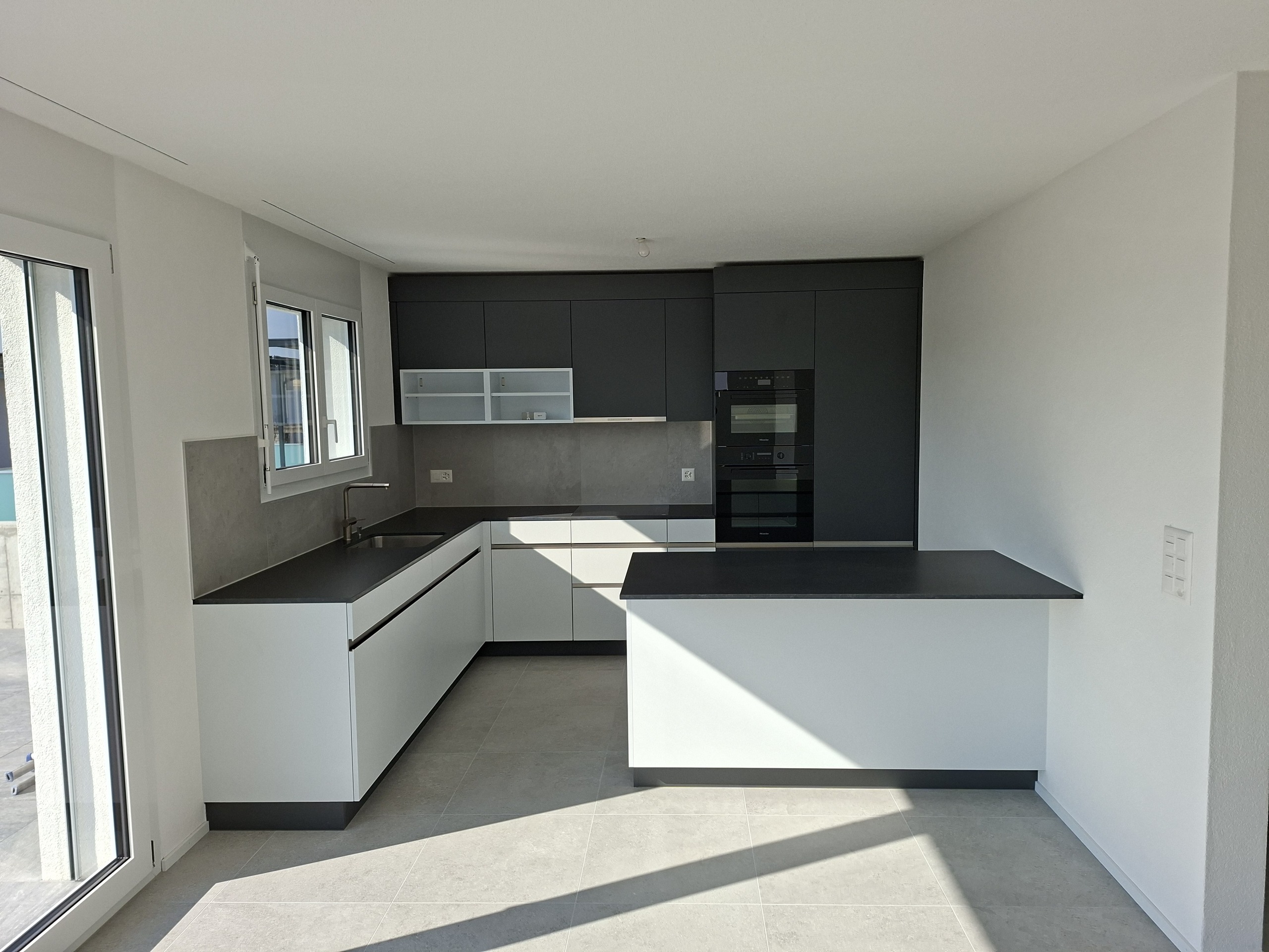 Interior view 1