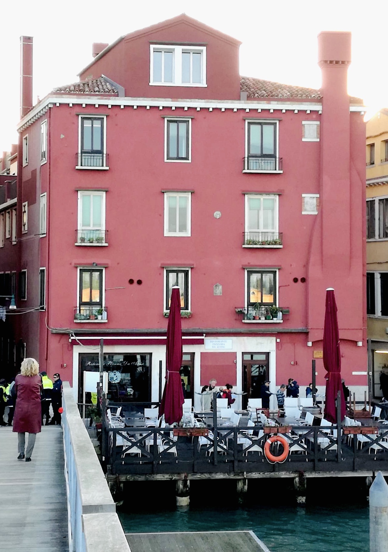 Vue de l'immeuble Vue de l'immeuble