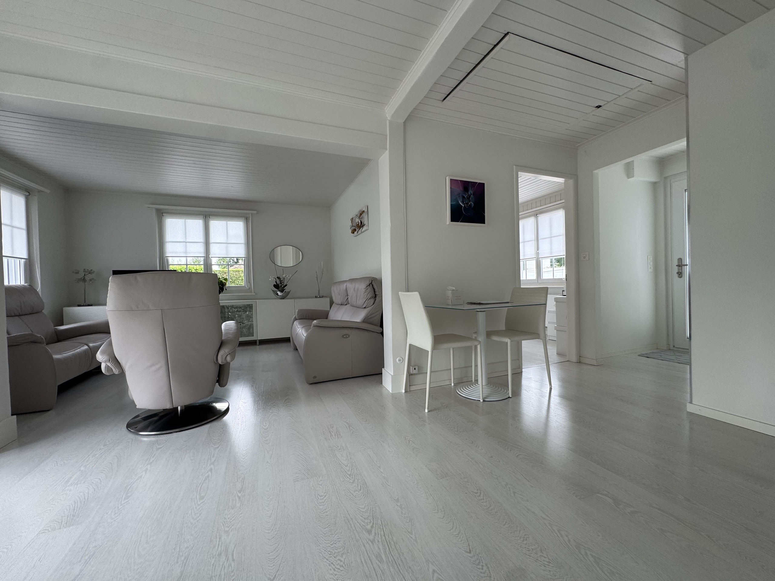 Interior view 2
