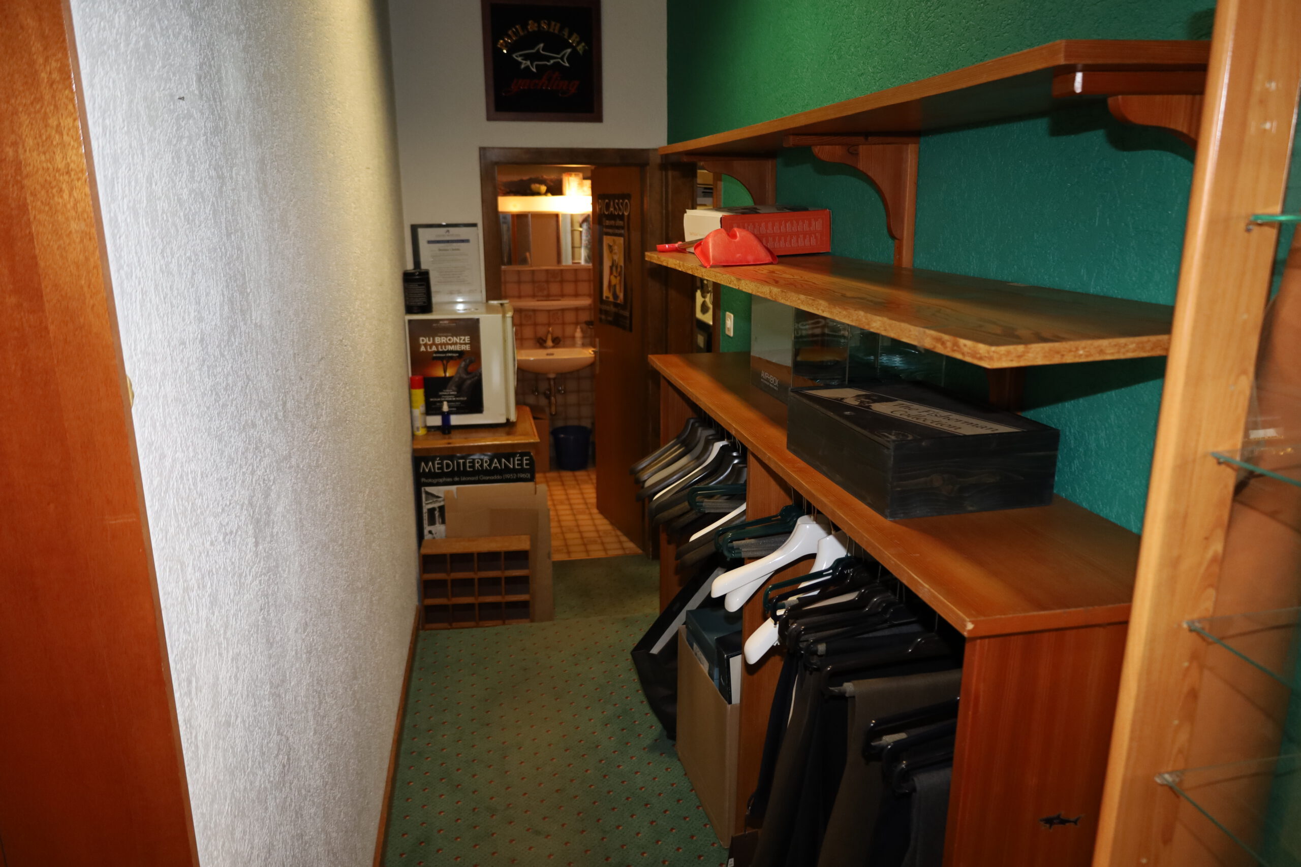 Photo 10