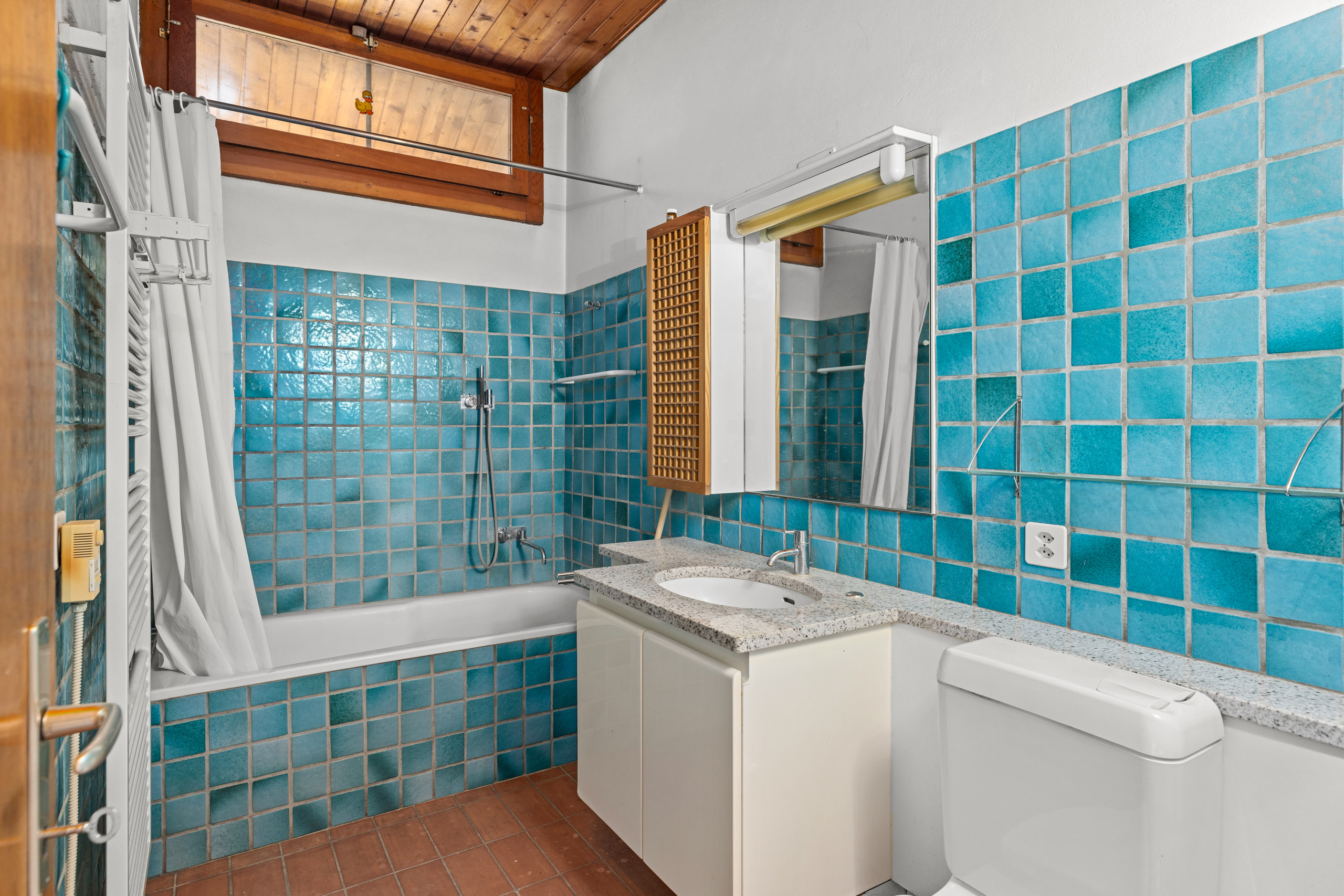 Salle de bains de l'étage