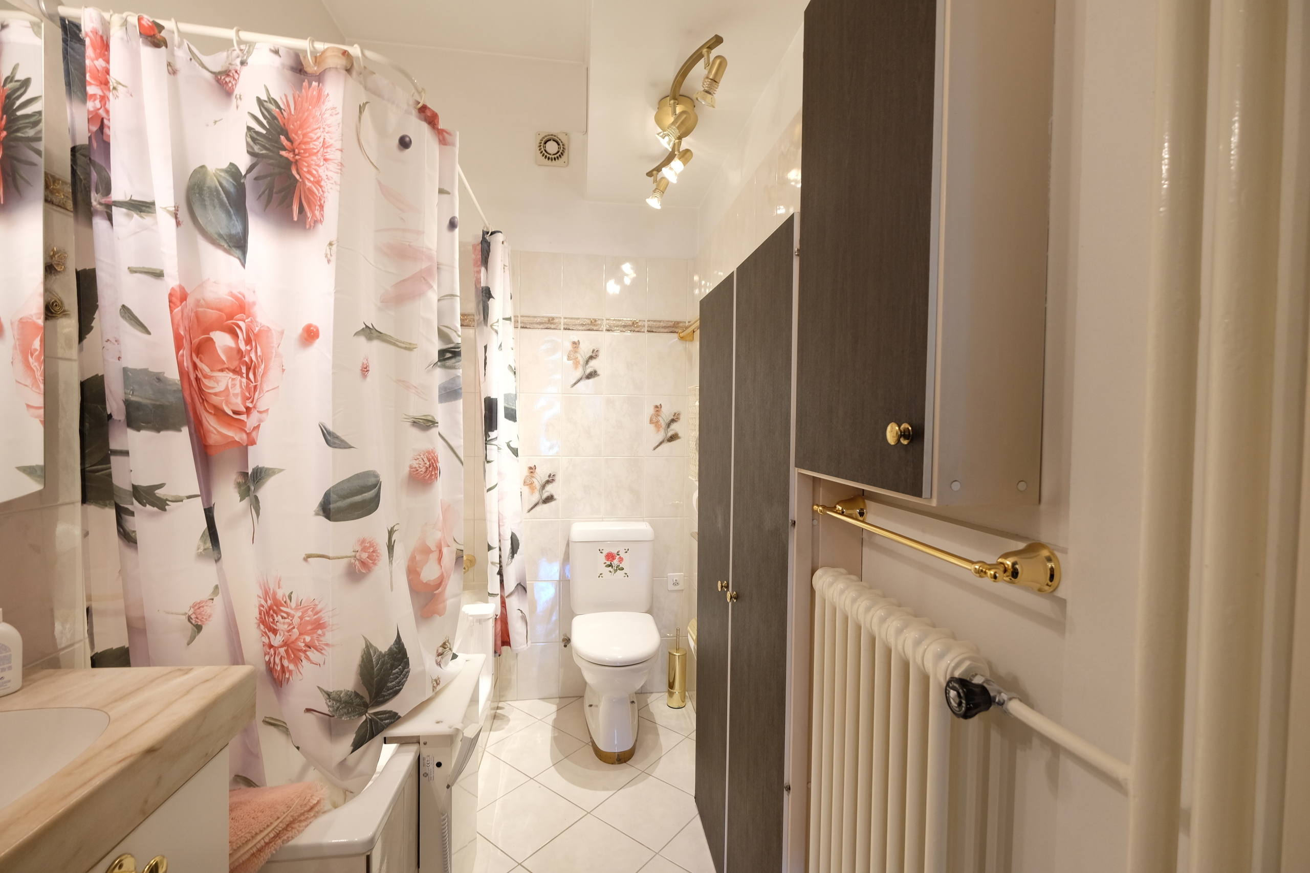 Badezimmer EG Badezimmer EG