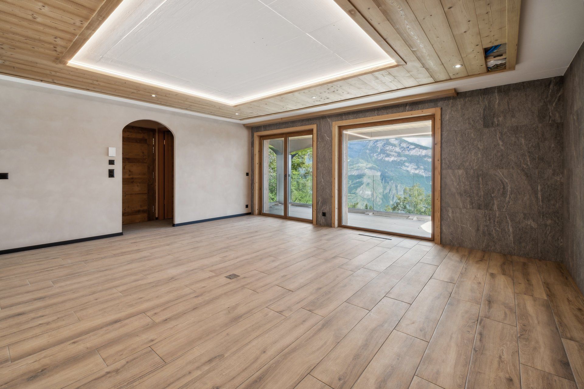 Salon - séjour app. témoin similaire terminé en standing +