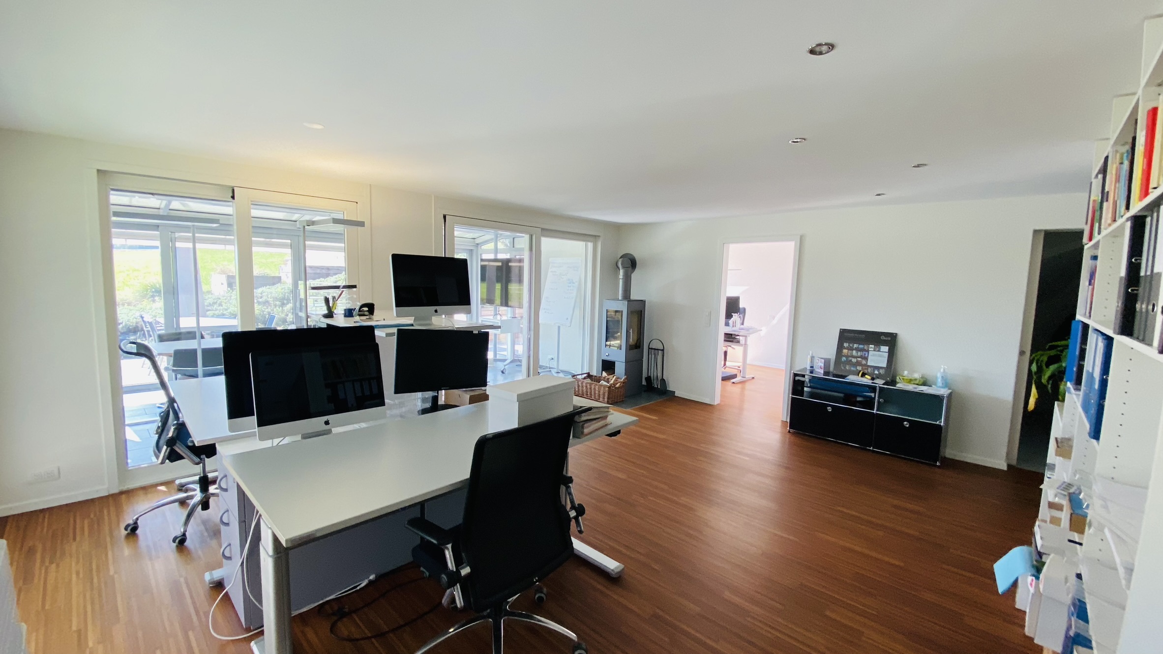 Wohnzimmer der Innliegerwohnung Wohnzimmer der Innliegerwohnung