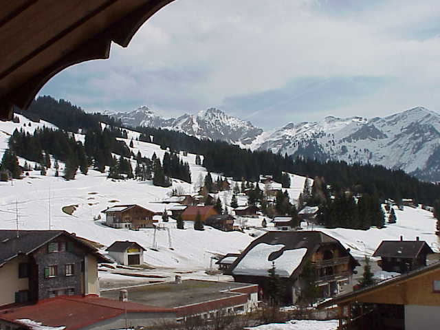 Photo 10