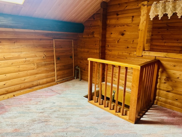 Bureau/chambre au 1er étage Bureau/chambre au 1er étage