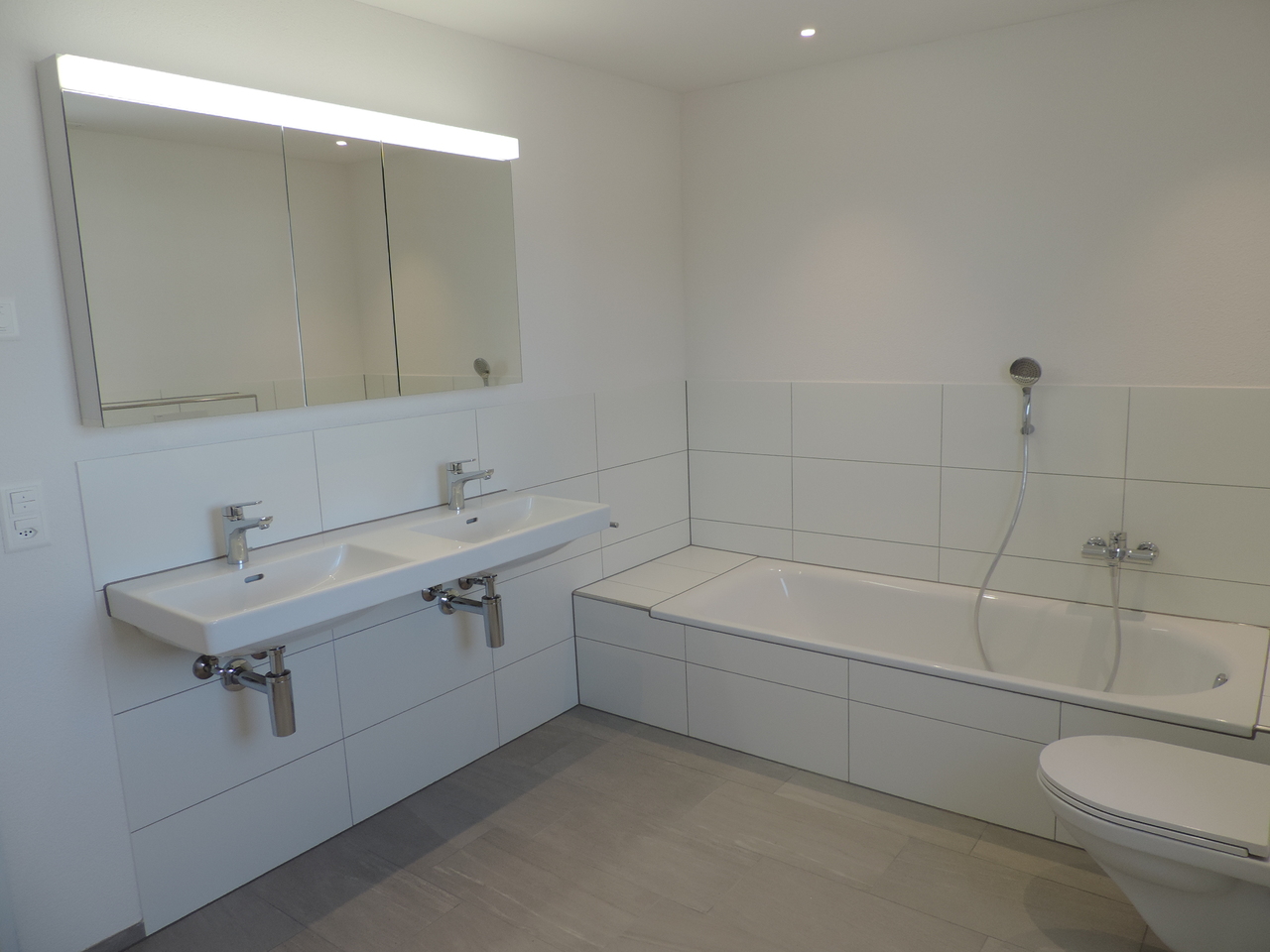 grosszügige Nasszellen