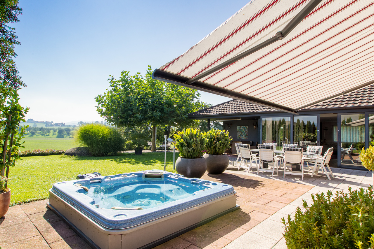 Der traumhafte Garten wurde mit Liebe zum Detail gestaltet. Der traumhafte Garten wurde mit Liebe zum Detail gestaltet.